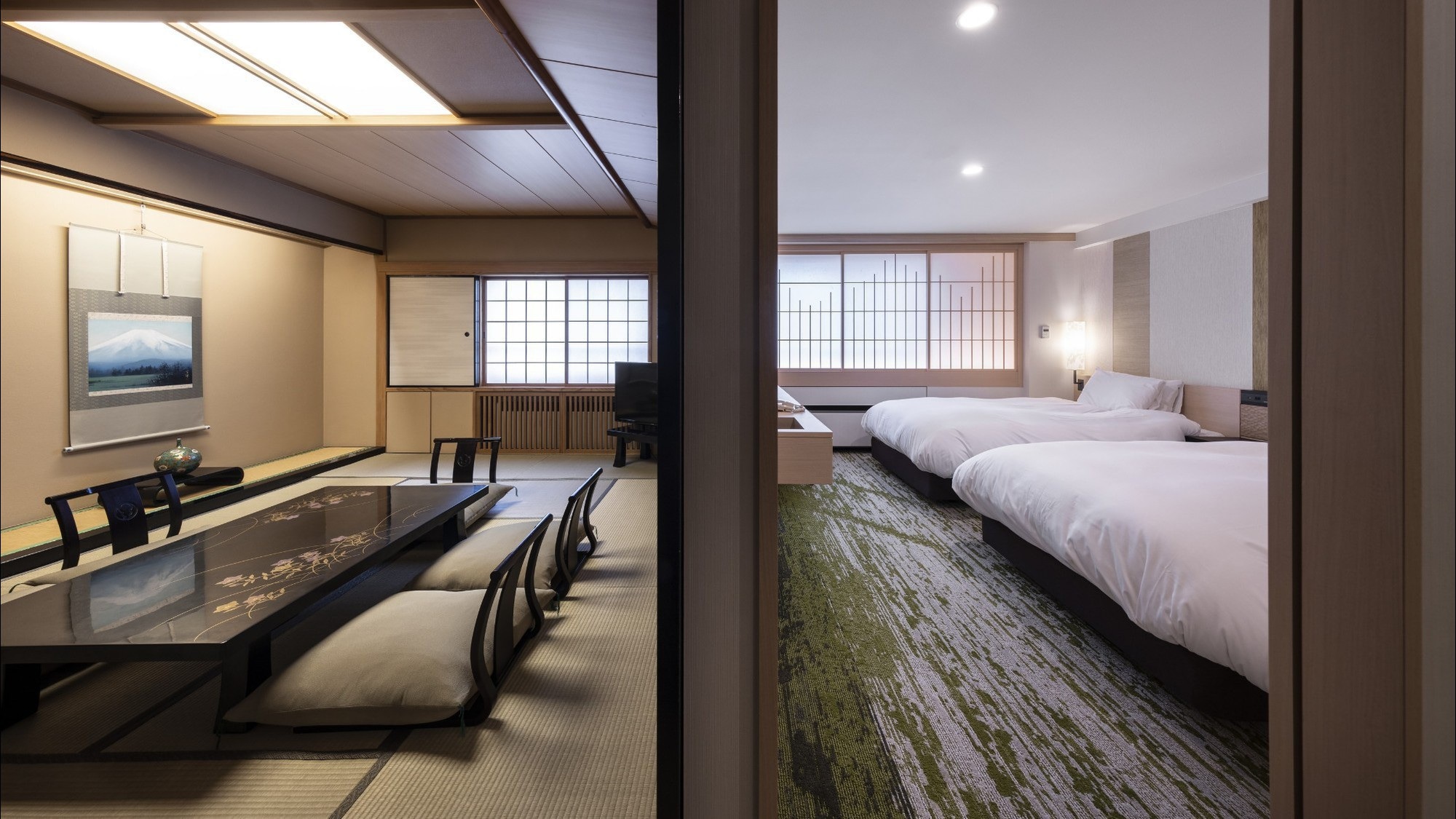 [Premium] South Wing/Special Room (12 tatami mat room + twin bed/53 m2/Capacity 6 people)