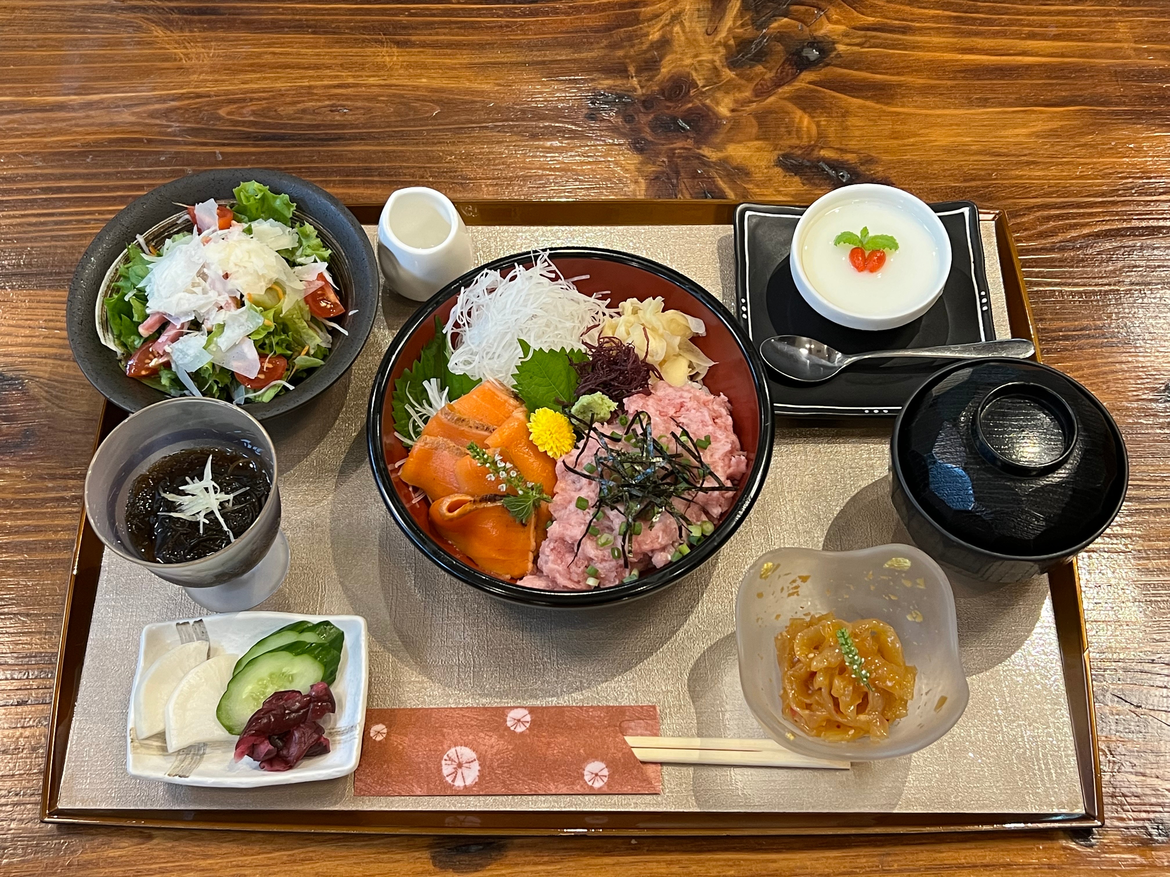 【僅限工作日】烤鮭魚