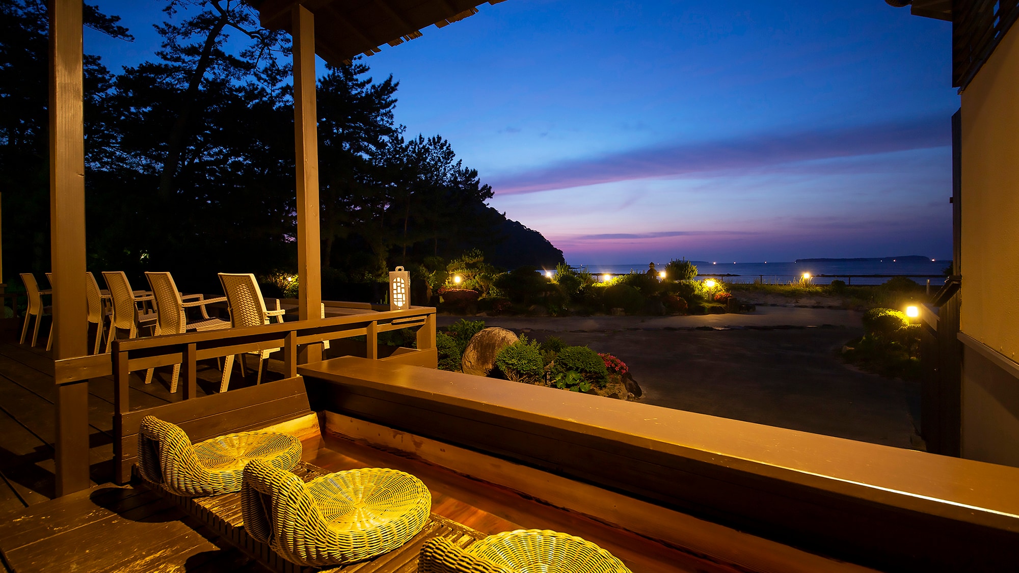 [Foot bath terrace "Kaiyu"]