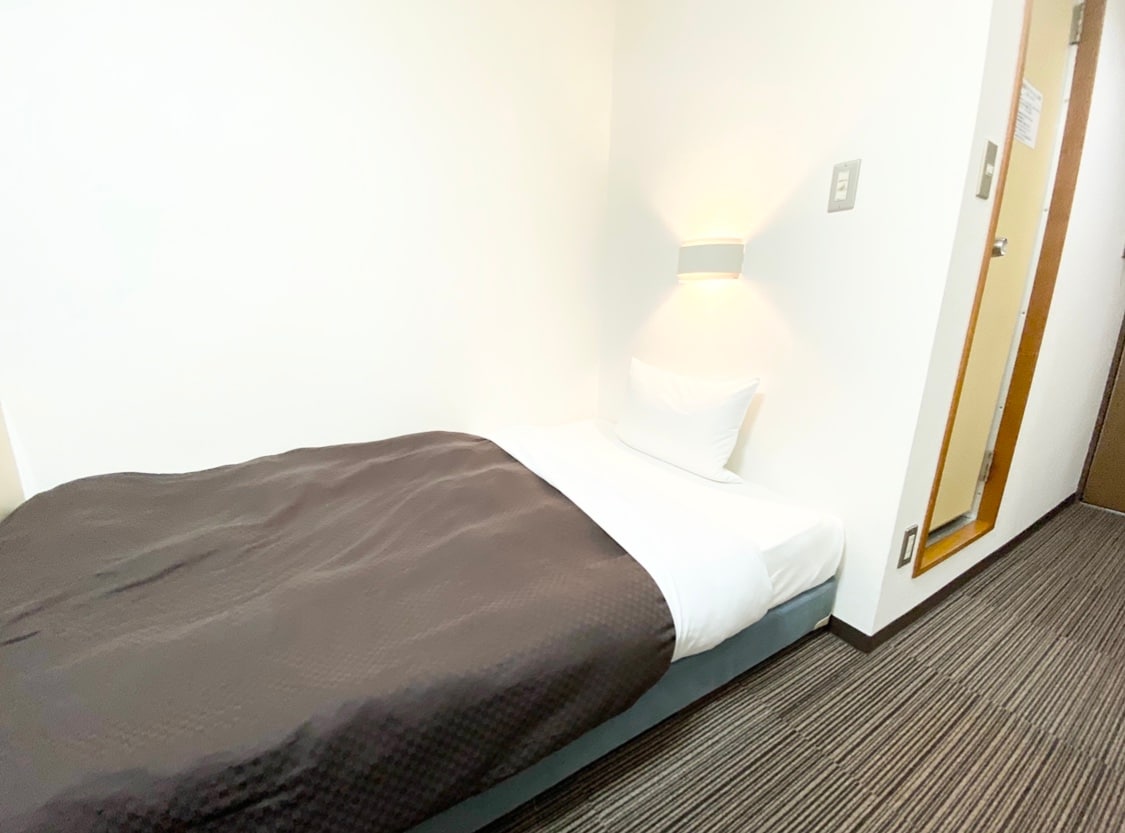 Semi-double room