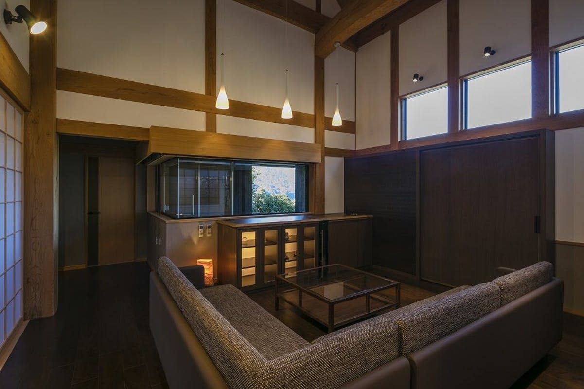 [Onsen open-air bath with remote Japanese and Western rooms] (Ryukyo Suite) [No smoking]