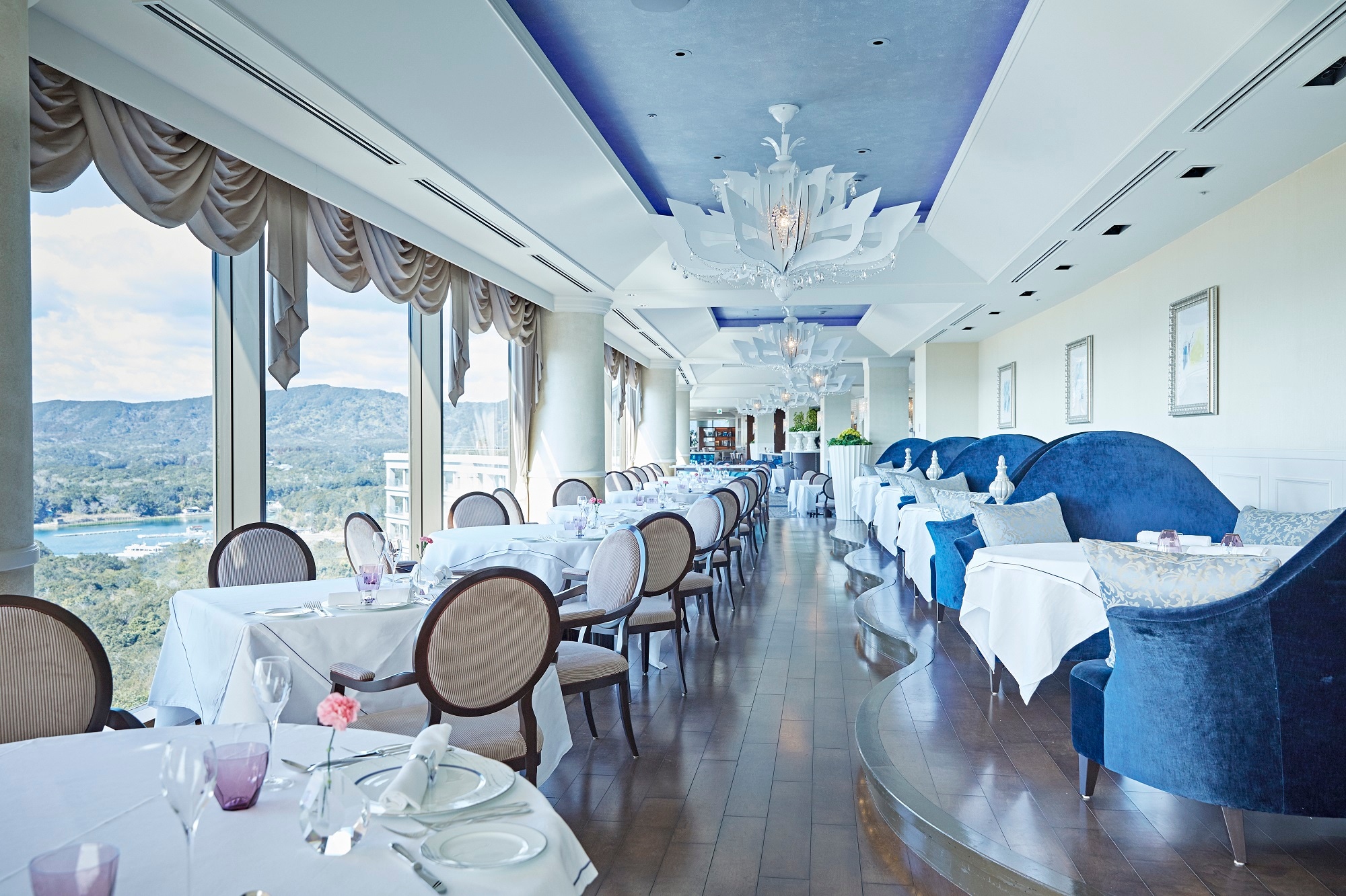 French restaurant "La Mer"