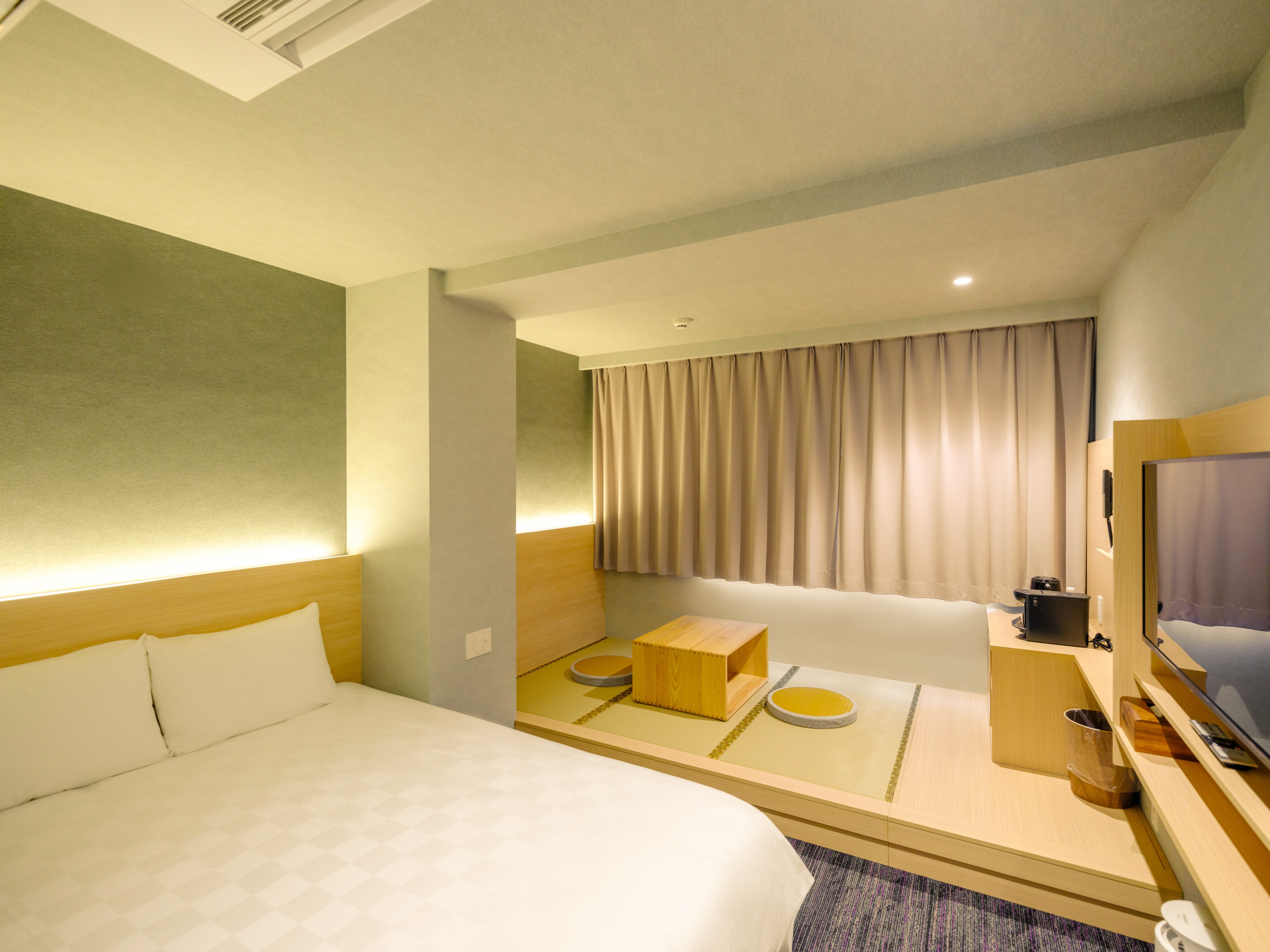 Japanese-Western style room