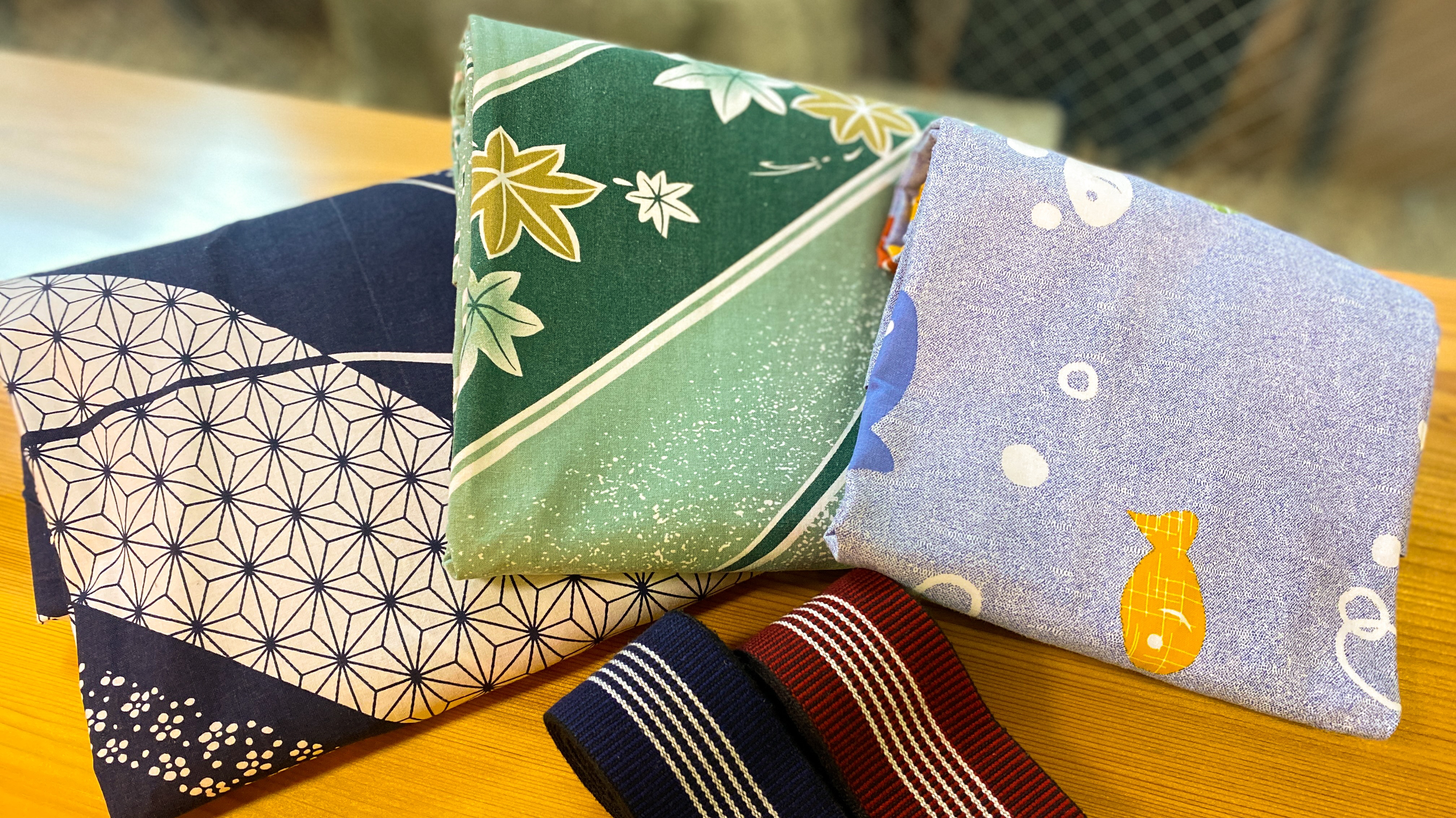 [Free rental] Color yukata that is very popular with children