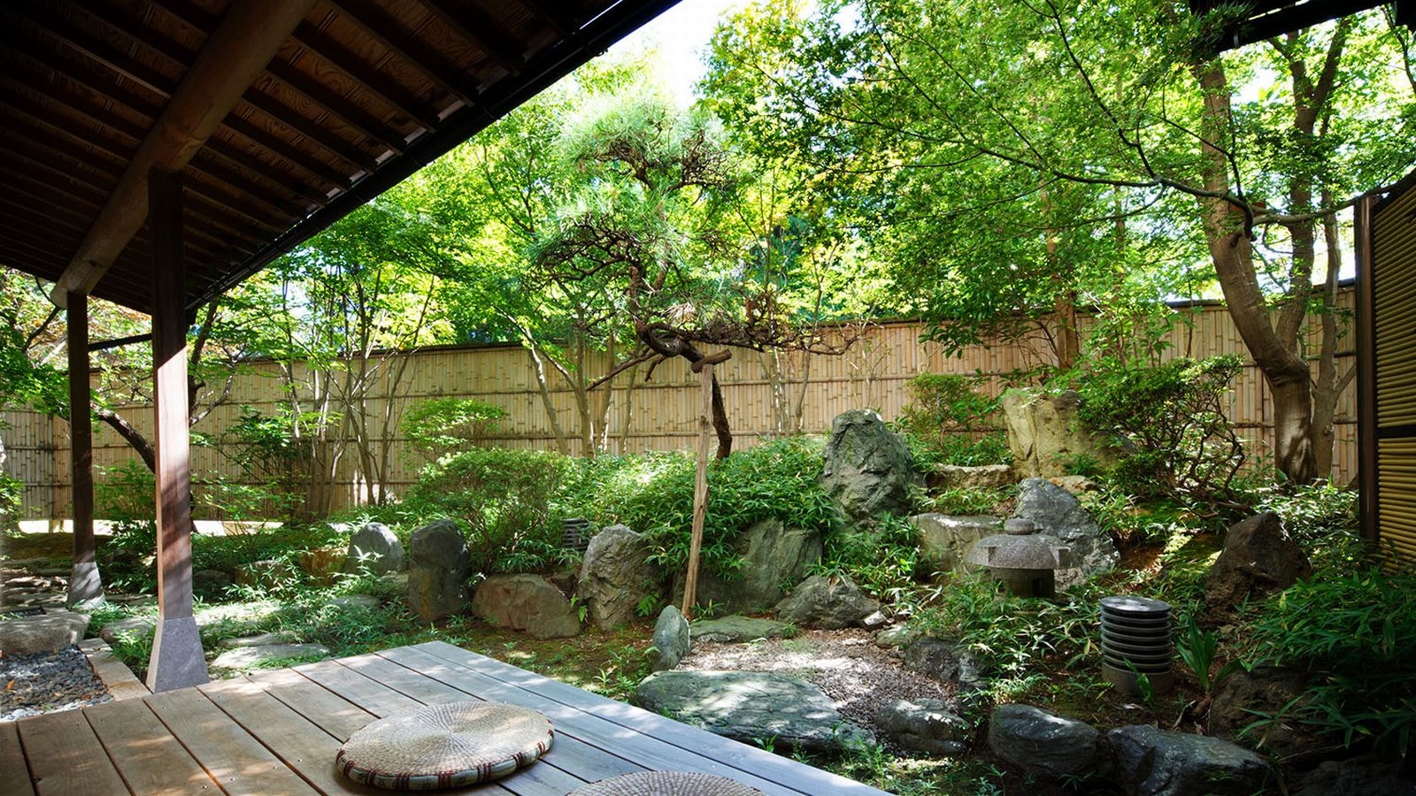 ■ Private source free-flowing ■ Guest room with open-air bath [Special Fuji] Non-smoking