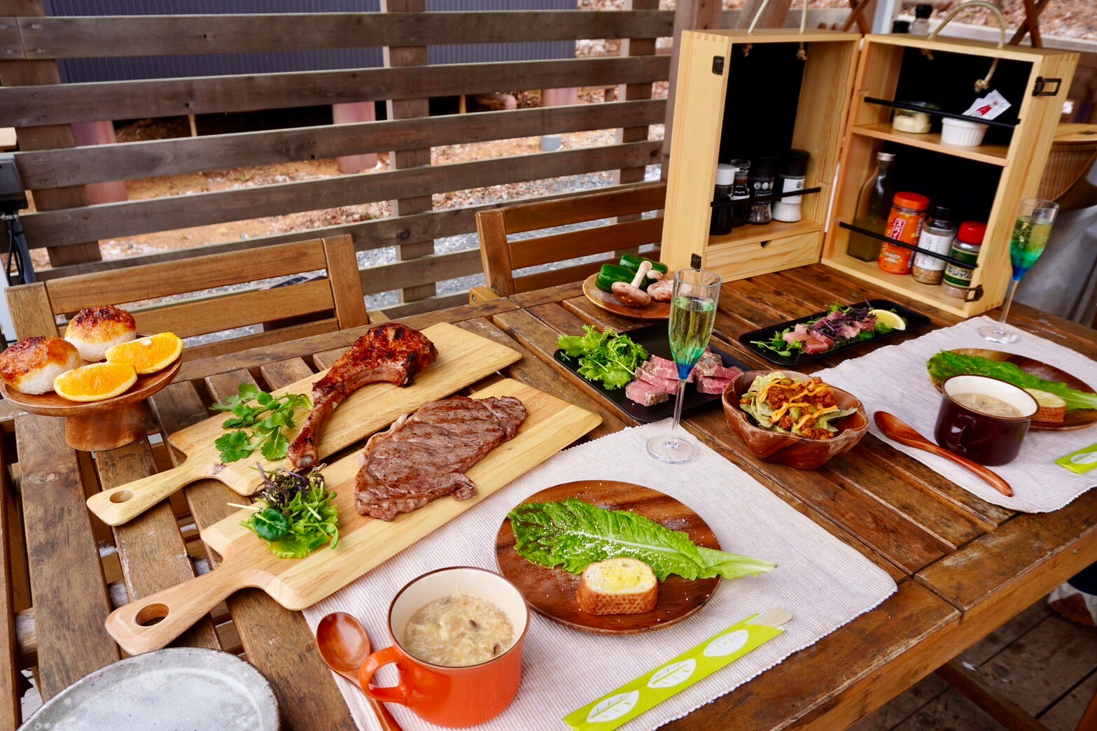 "Standard Plan" dinner menu *Photo is for two people