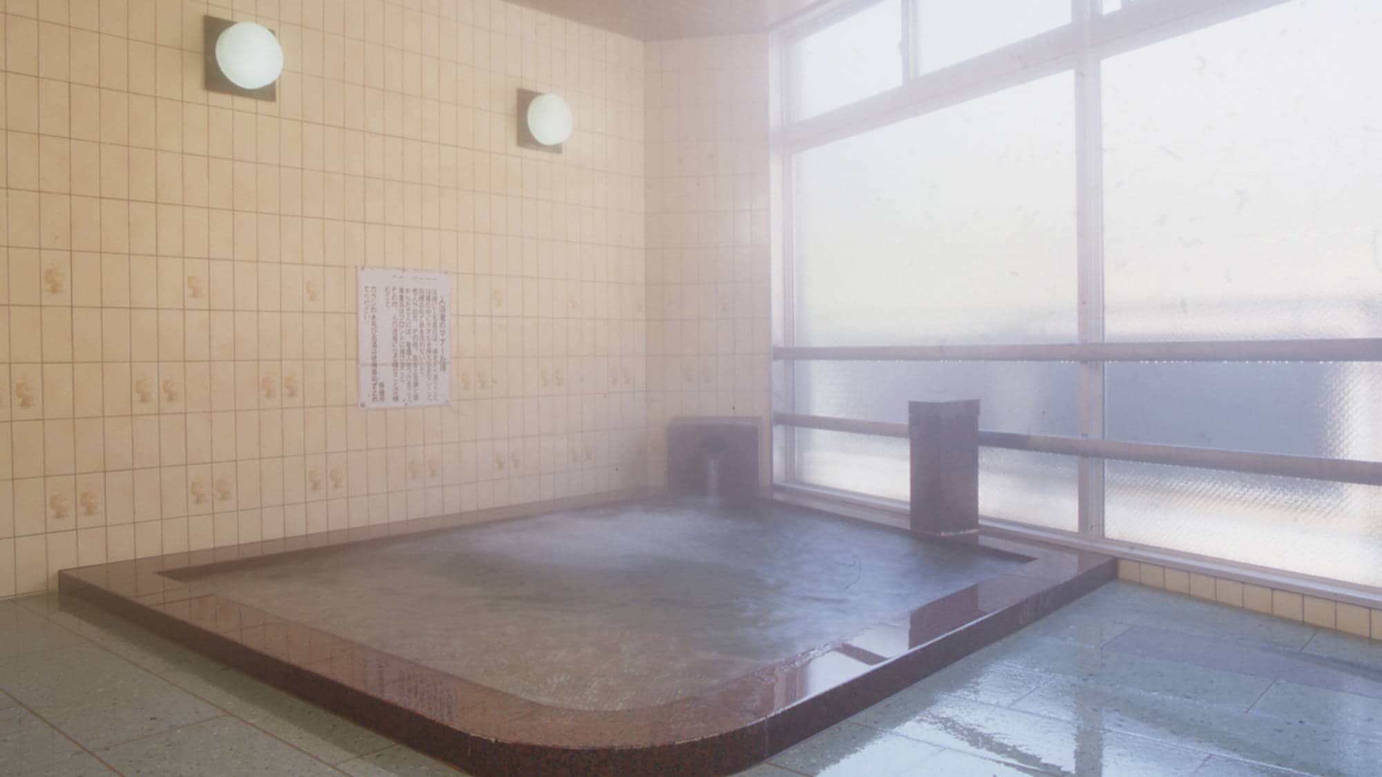 ・Hot springs have the unique ability to keep your body warm for a long time. Relax and soothe your fatigue.