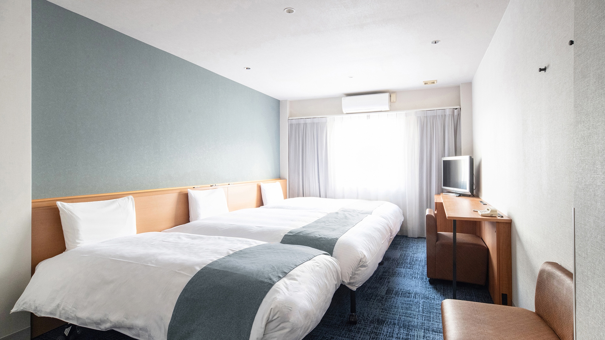 Extra Triple [26 m2] 2 beds 150cm wide, 1 bed 90cm wide