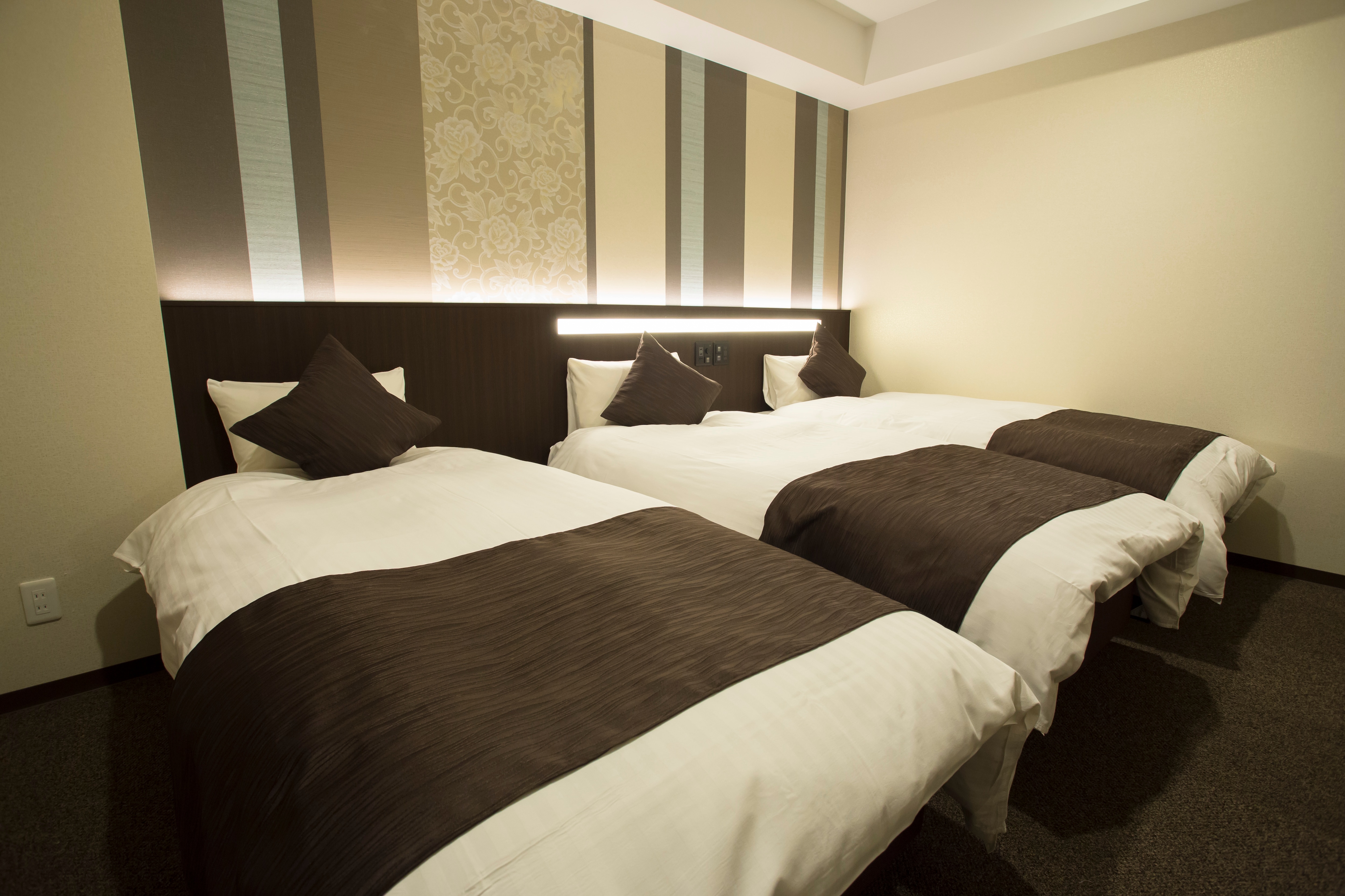 Triple Room