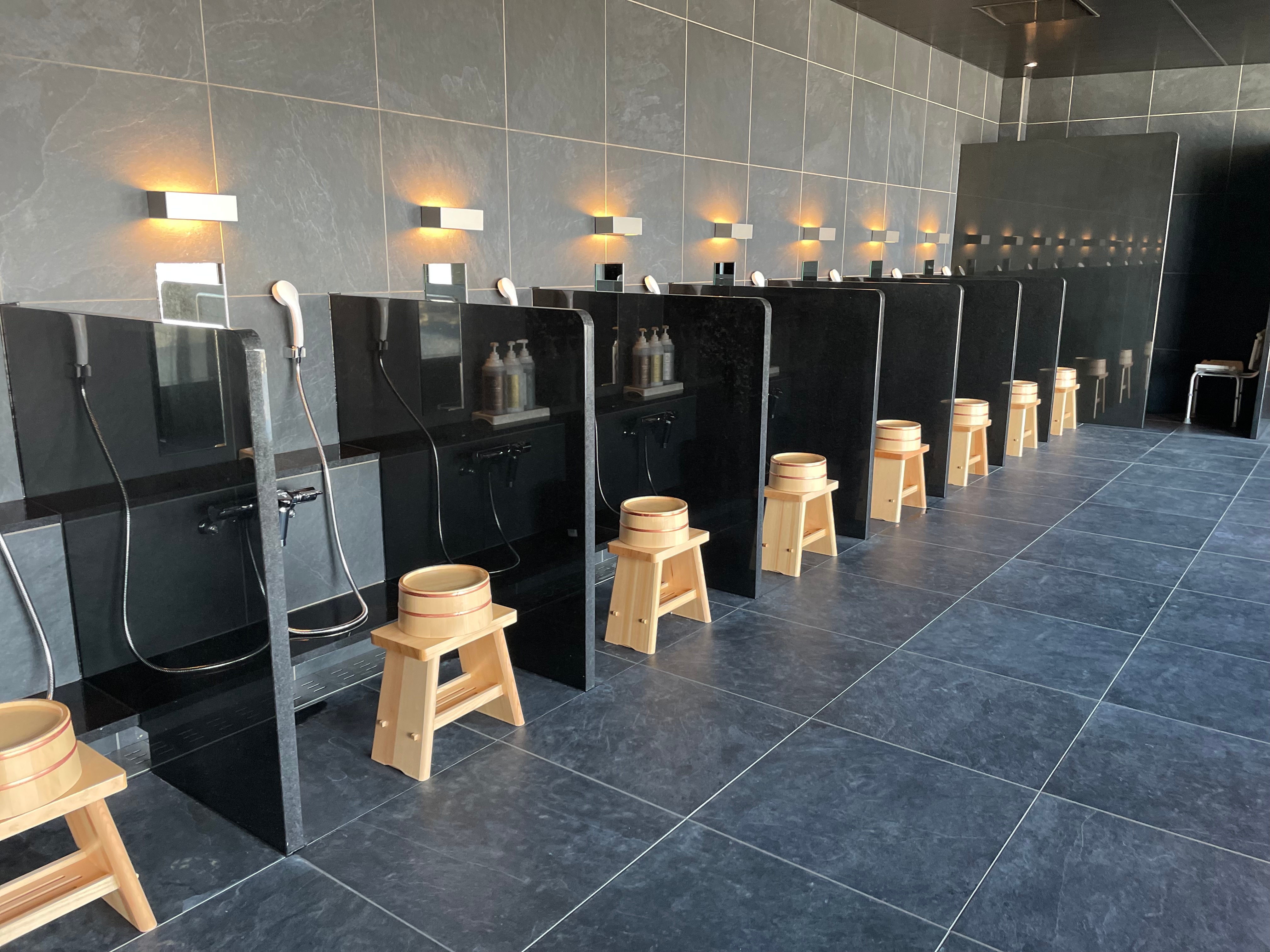 Large communal bath on the top floor