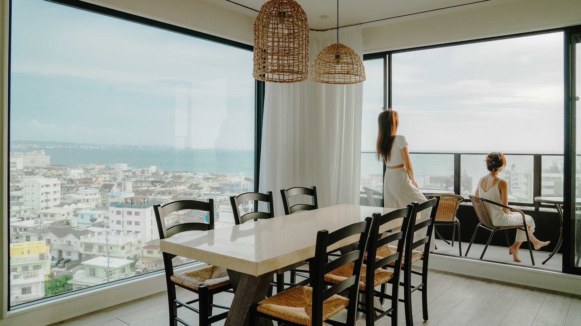 [Top Floor] Executive Penthouse