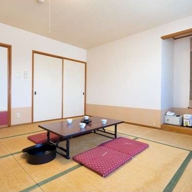 Japanese-style room