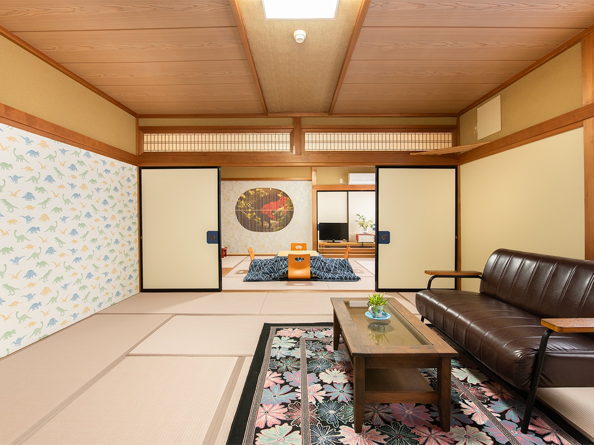 Baru didirikan pada September 2023! Ruang beralas tatami 22 yang luas (ruangan Dinosaur x Echizen Crab Fukui) dengan toilet, wastafel, WIFI, dan BS