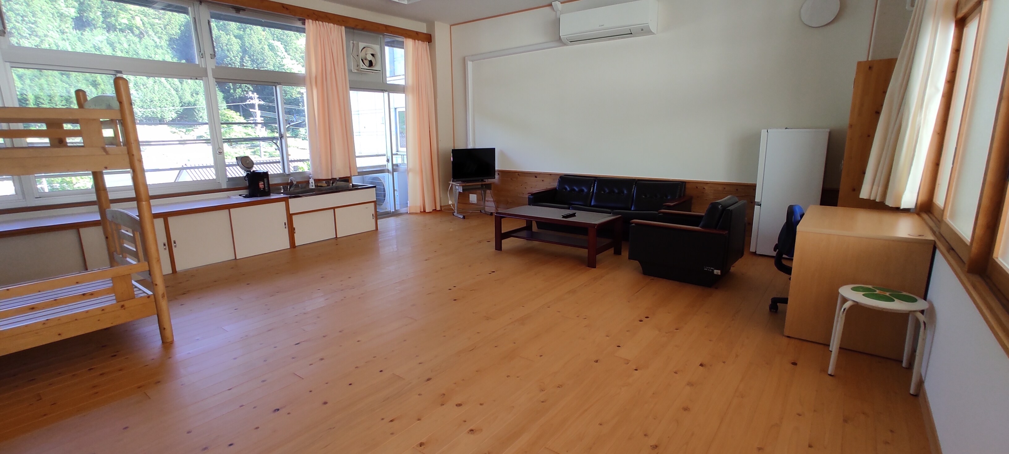 Western-style room