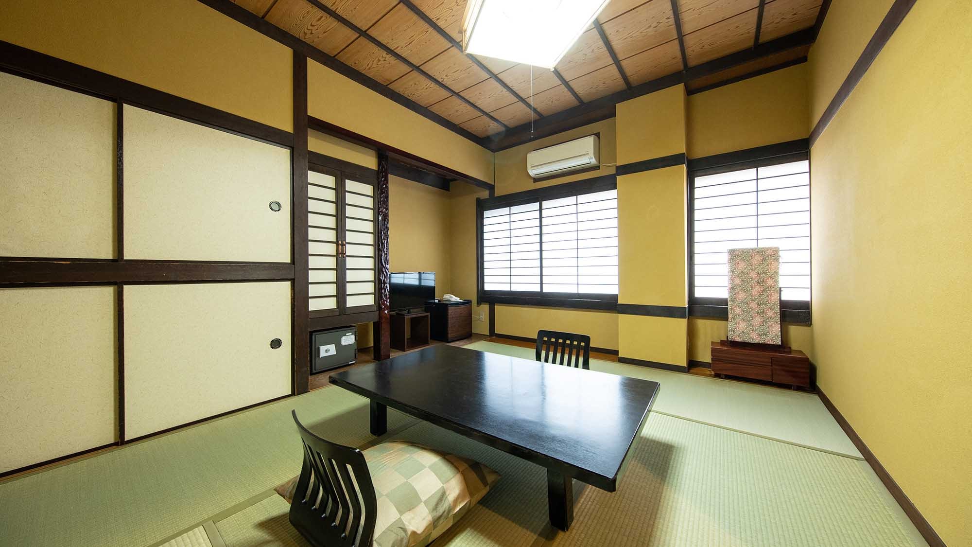 Japanese-style room