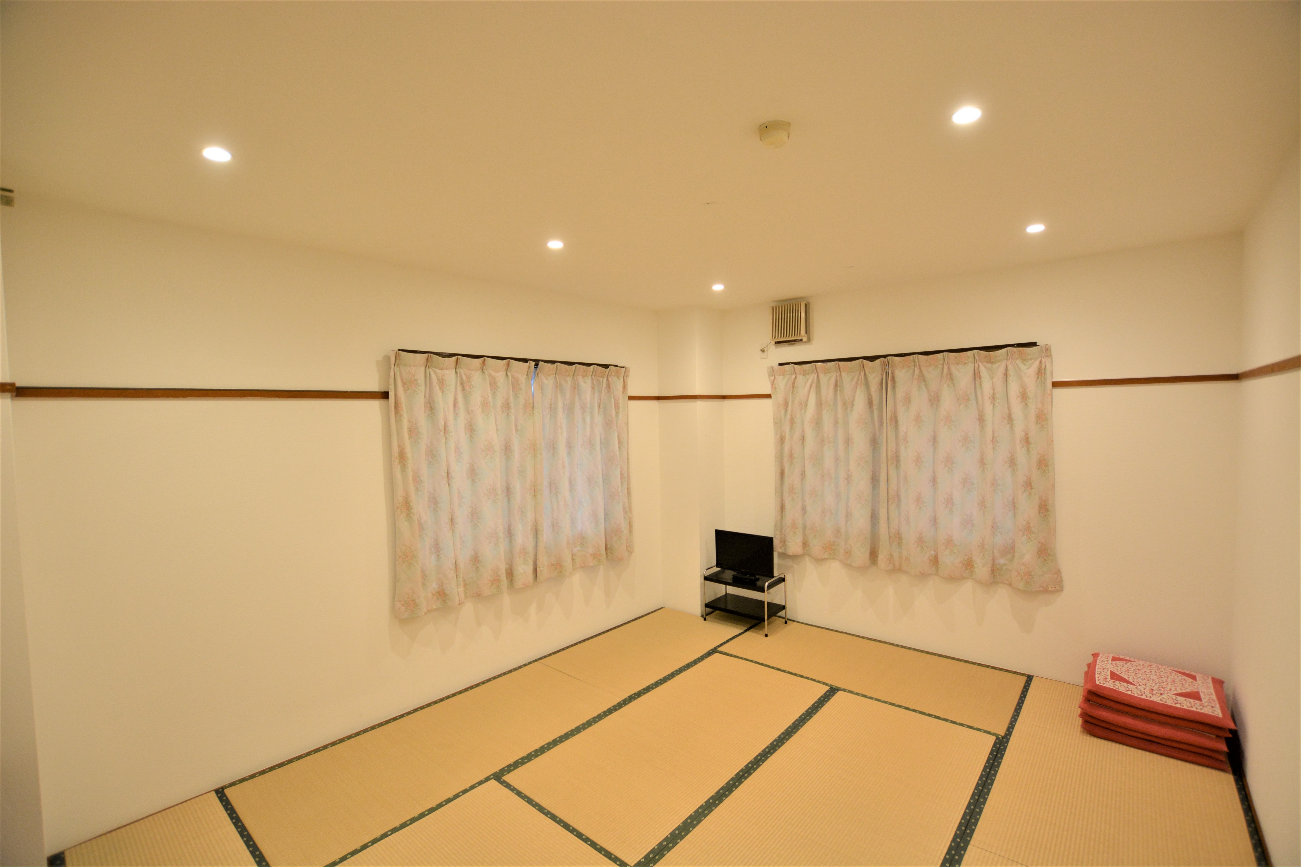 Japanese-style room family