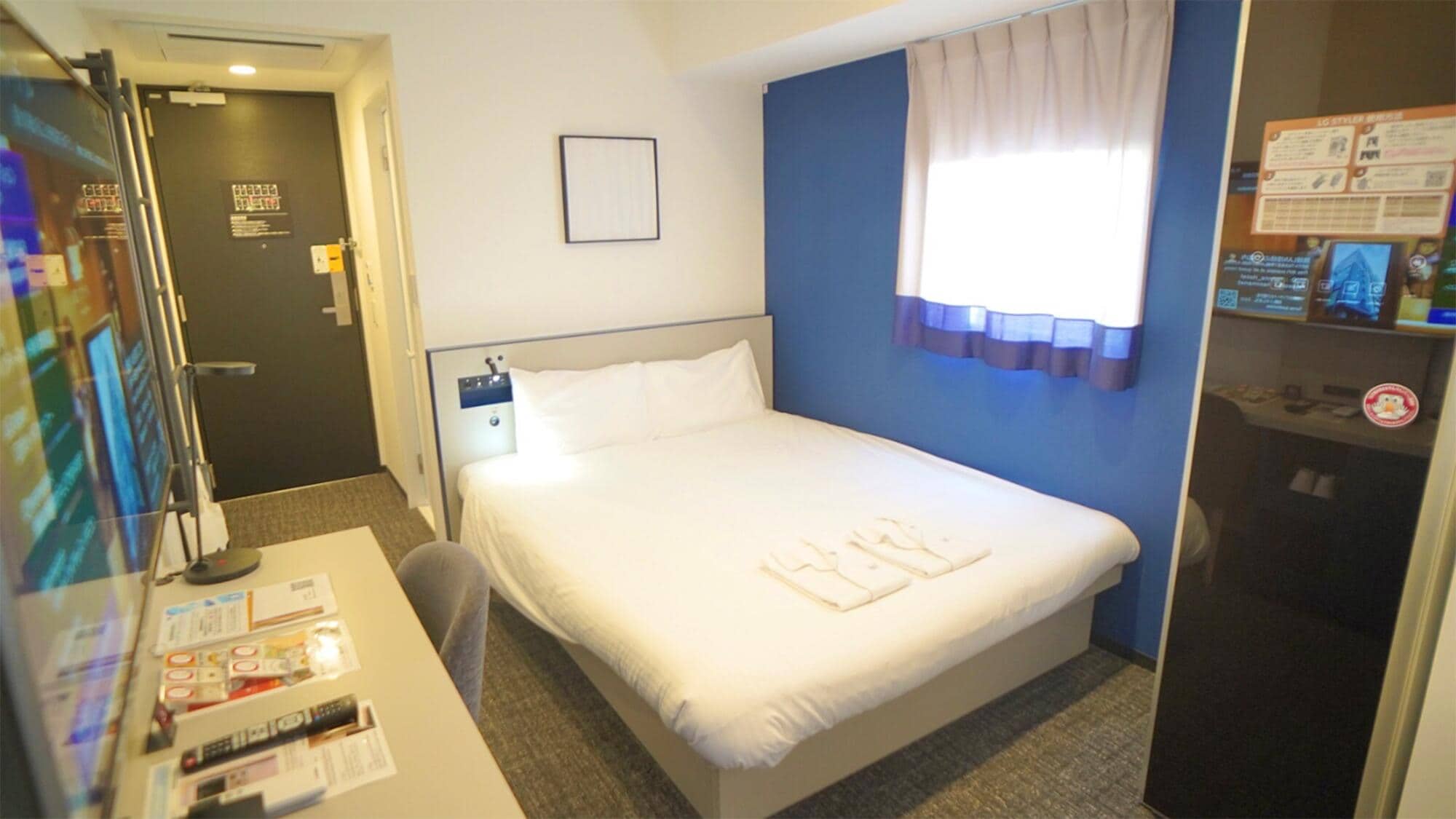 Double room non-smoking [14.5㎡] Semi-double bed (width 160cm & times; length 195cm)