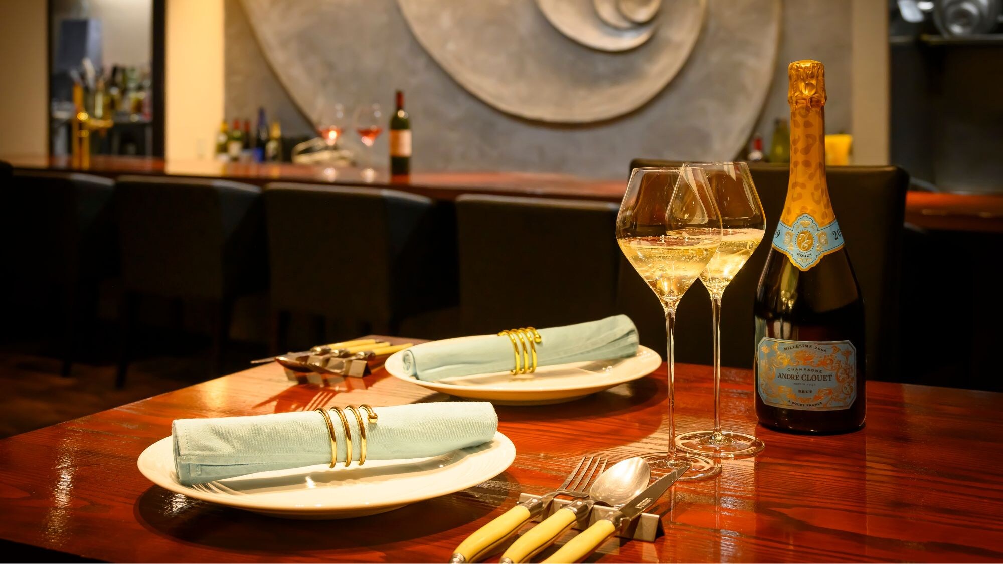 Restaurant "Pasta&Wine" table image