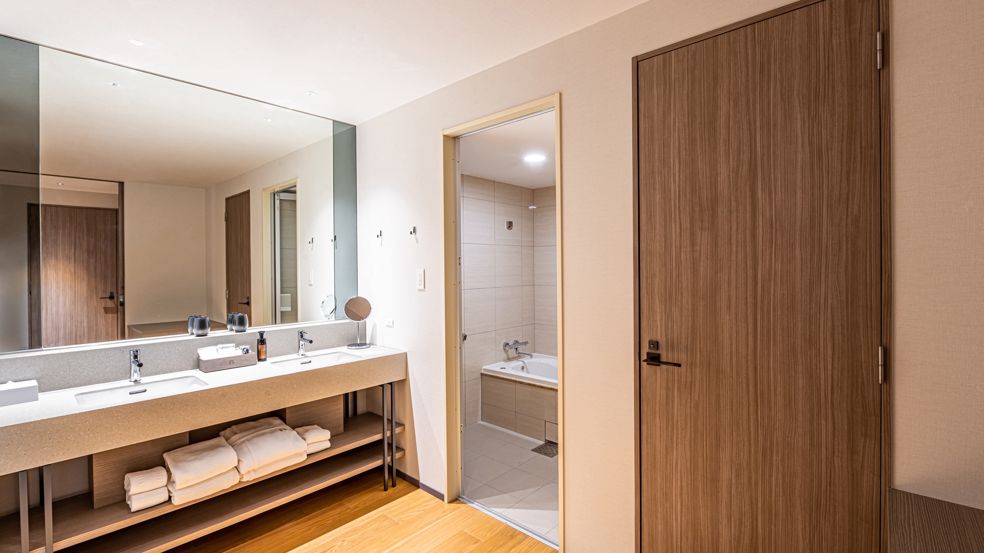 Schoolhouse Suite ~Bathroom image~