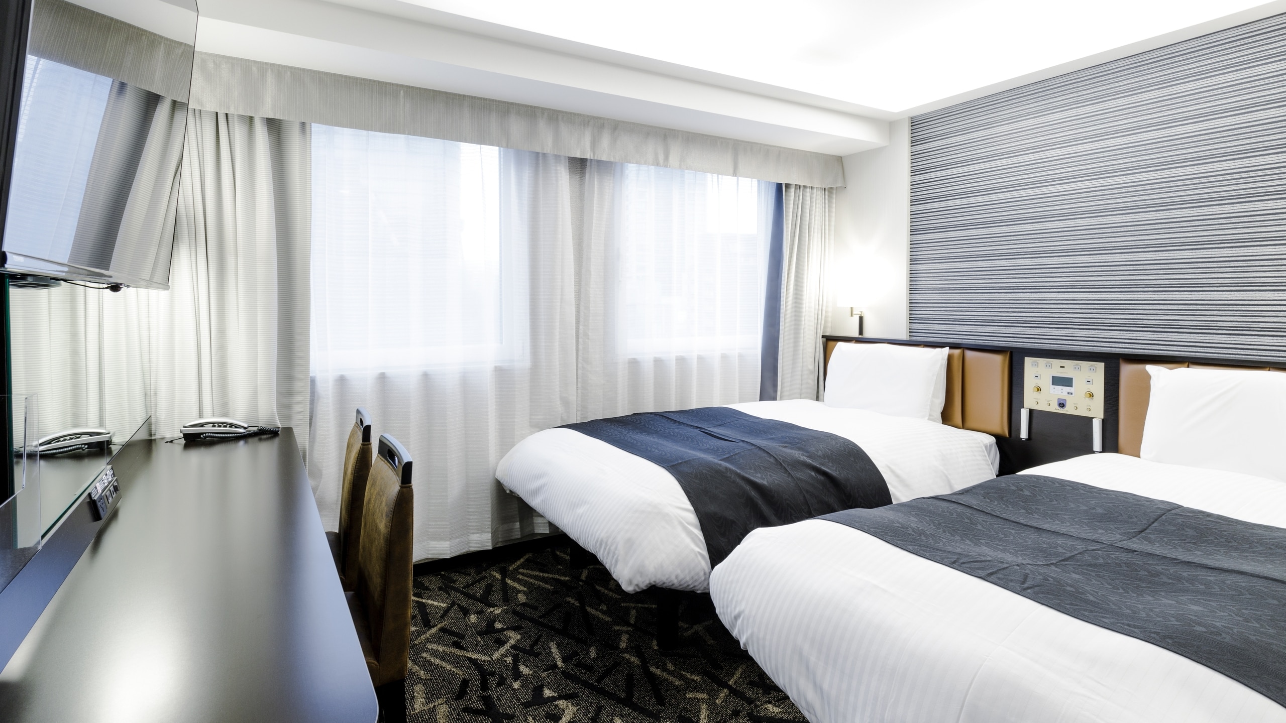 Hotel information and reservations for APA Hotel & Resort Roppongi