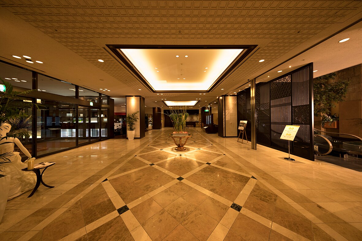 ■ Entrance lobby