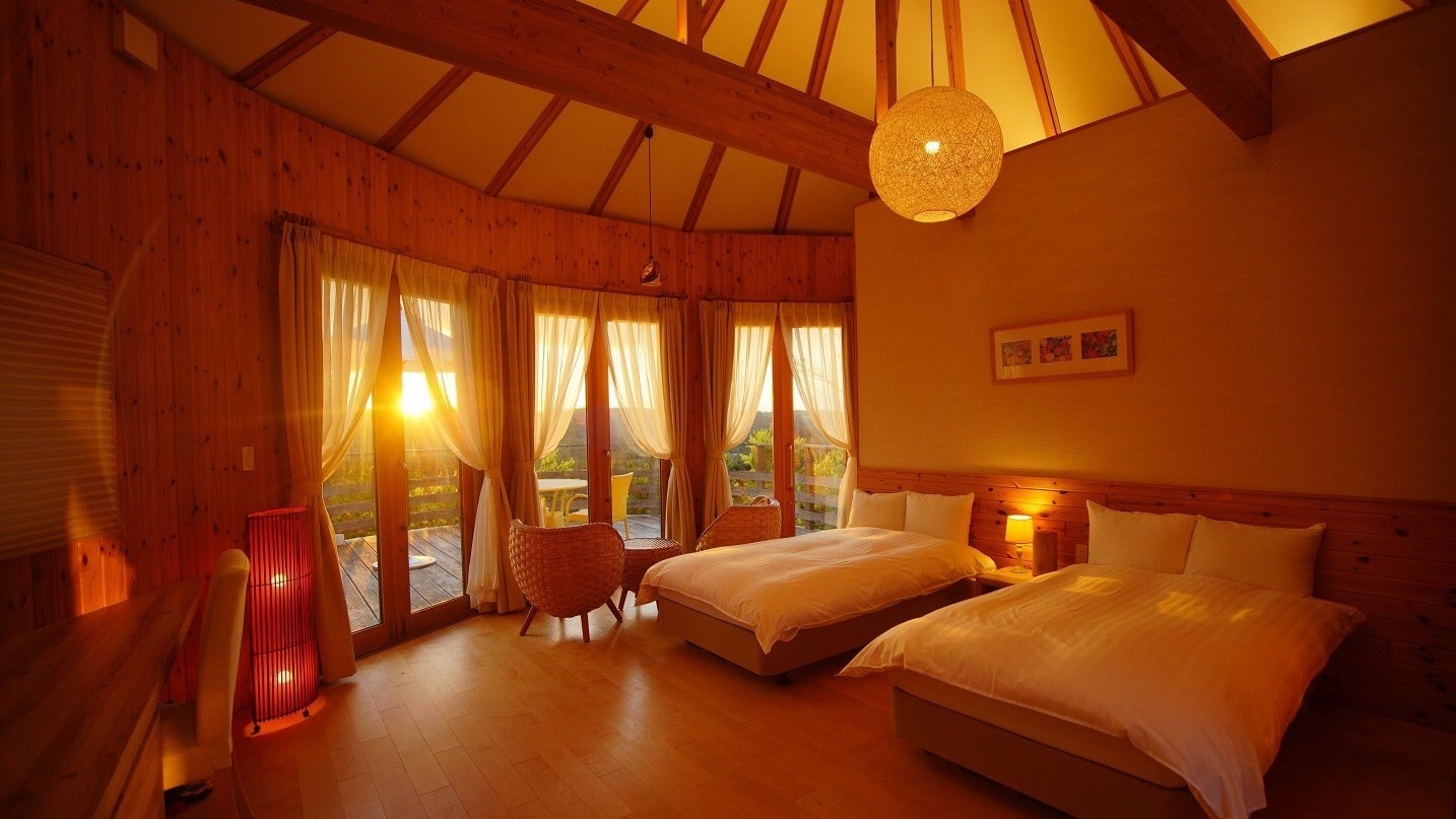 Wind Cocoon (Sunset View Room)
