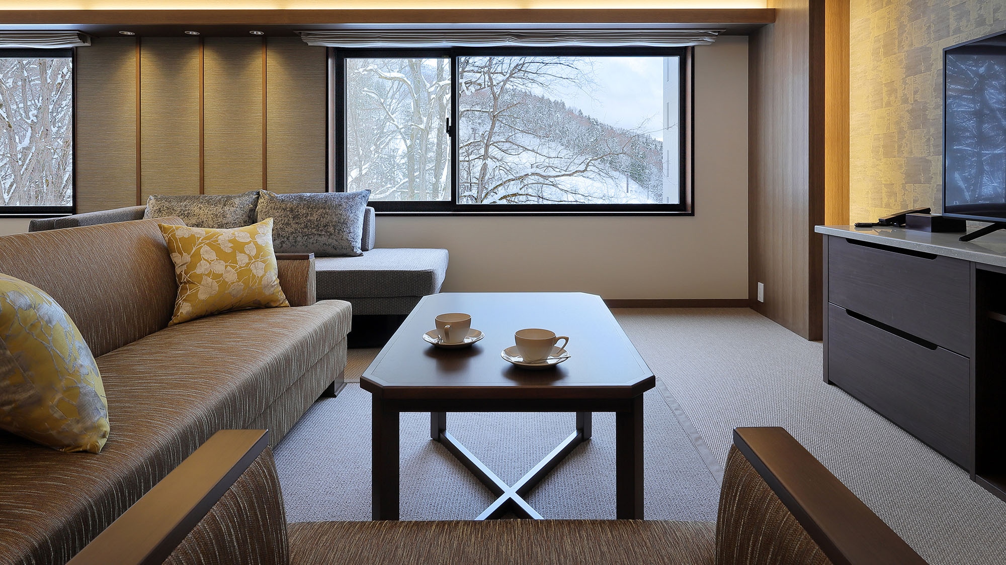 December 2020 NEWOPEN Luxury Suite