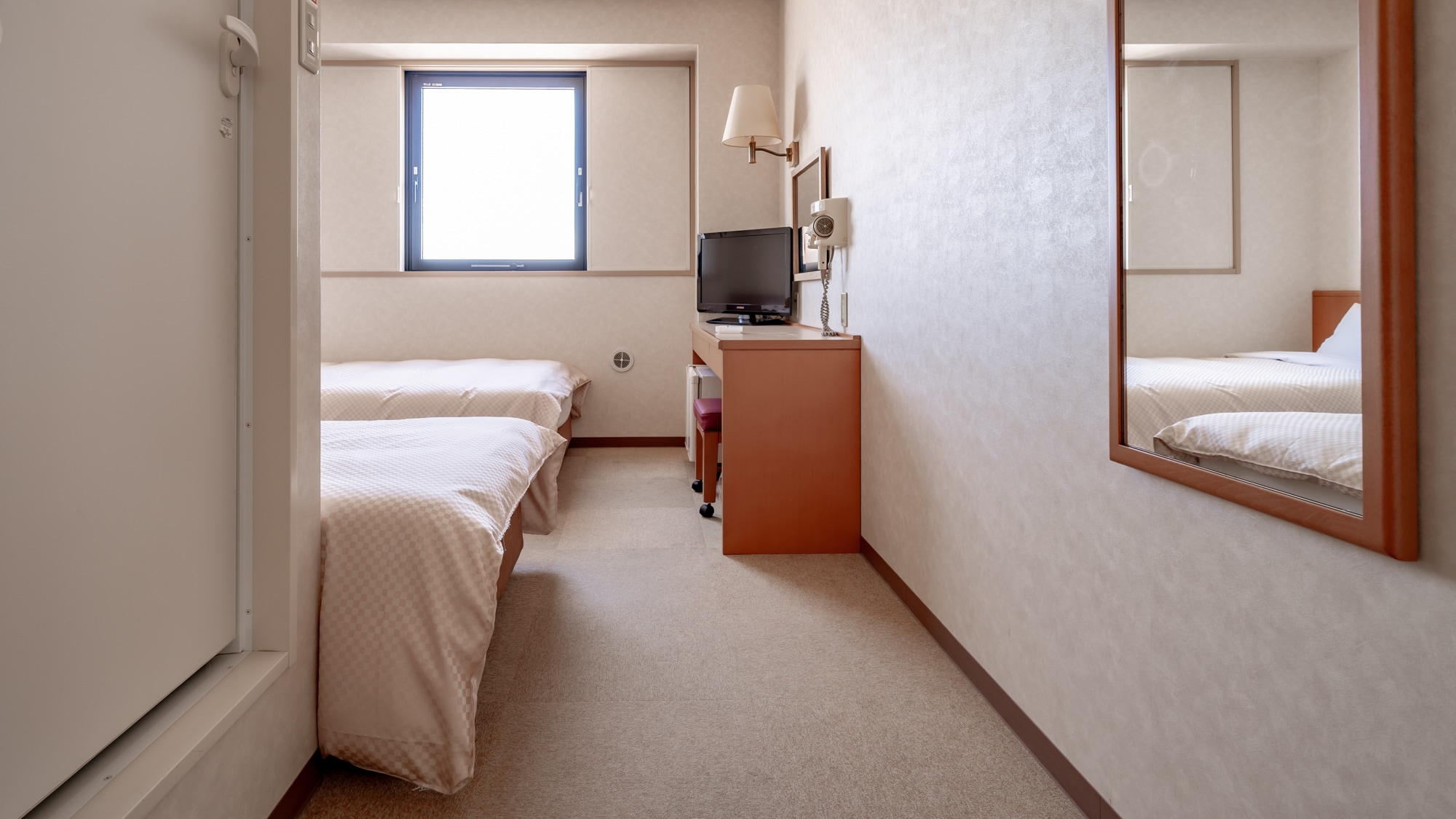 Twin room *Example