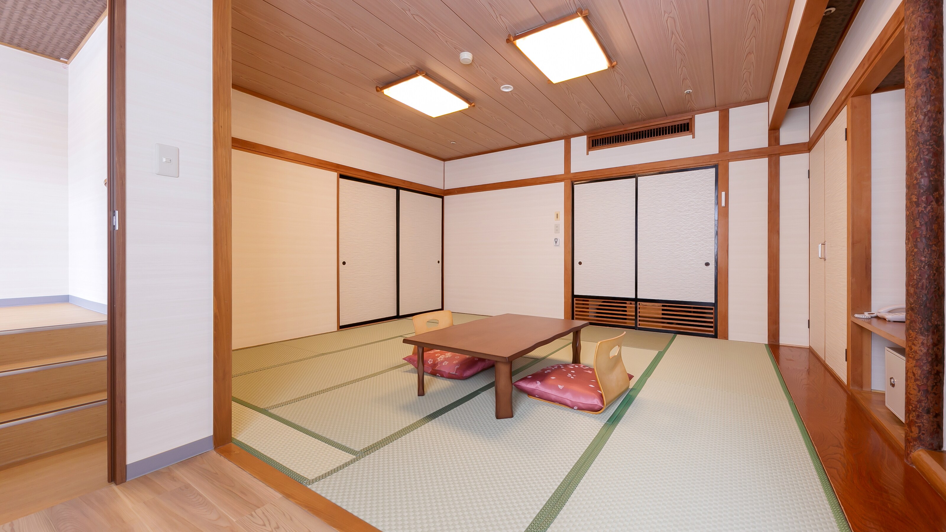 Rooms with open-air baths