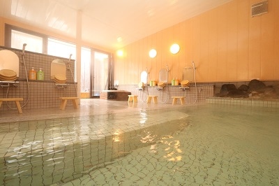 Women's bath