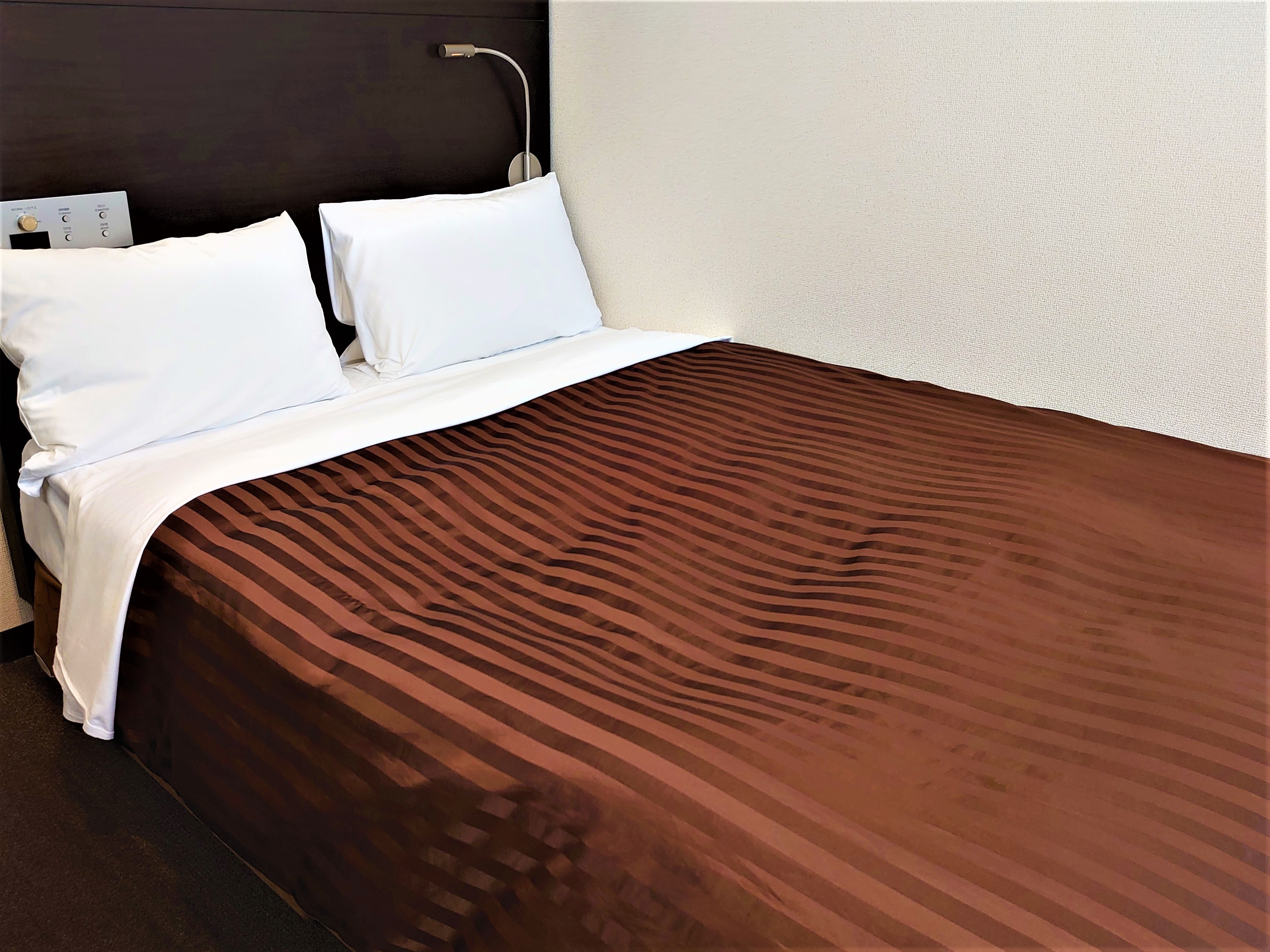 Kamar semi-double 20240508