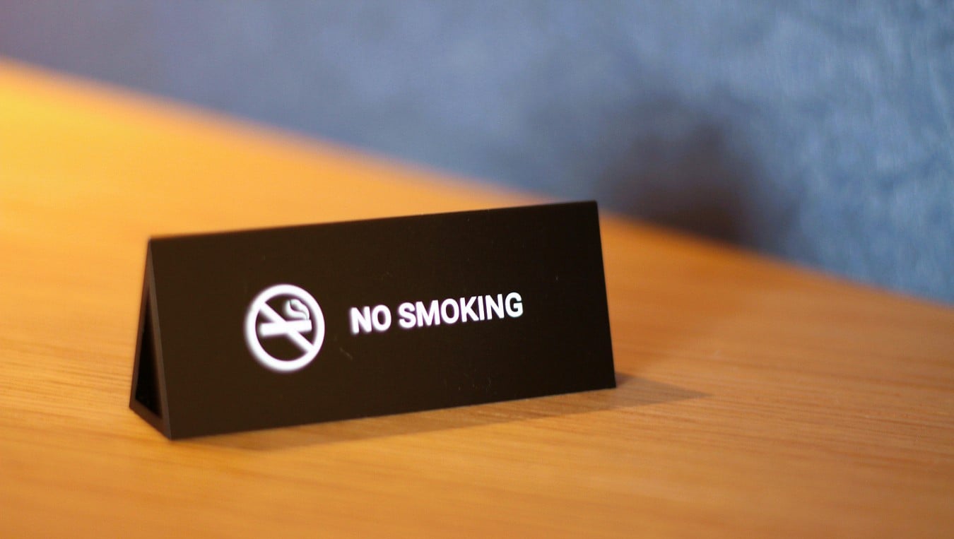 Please cooperate with our no smoking policy.
