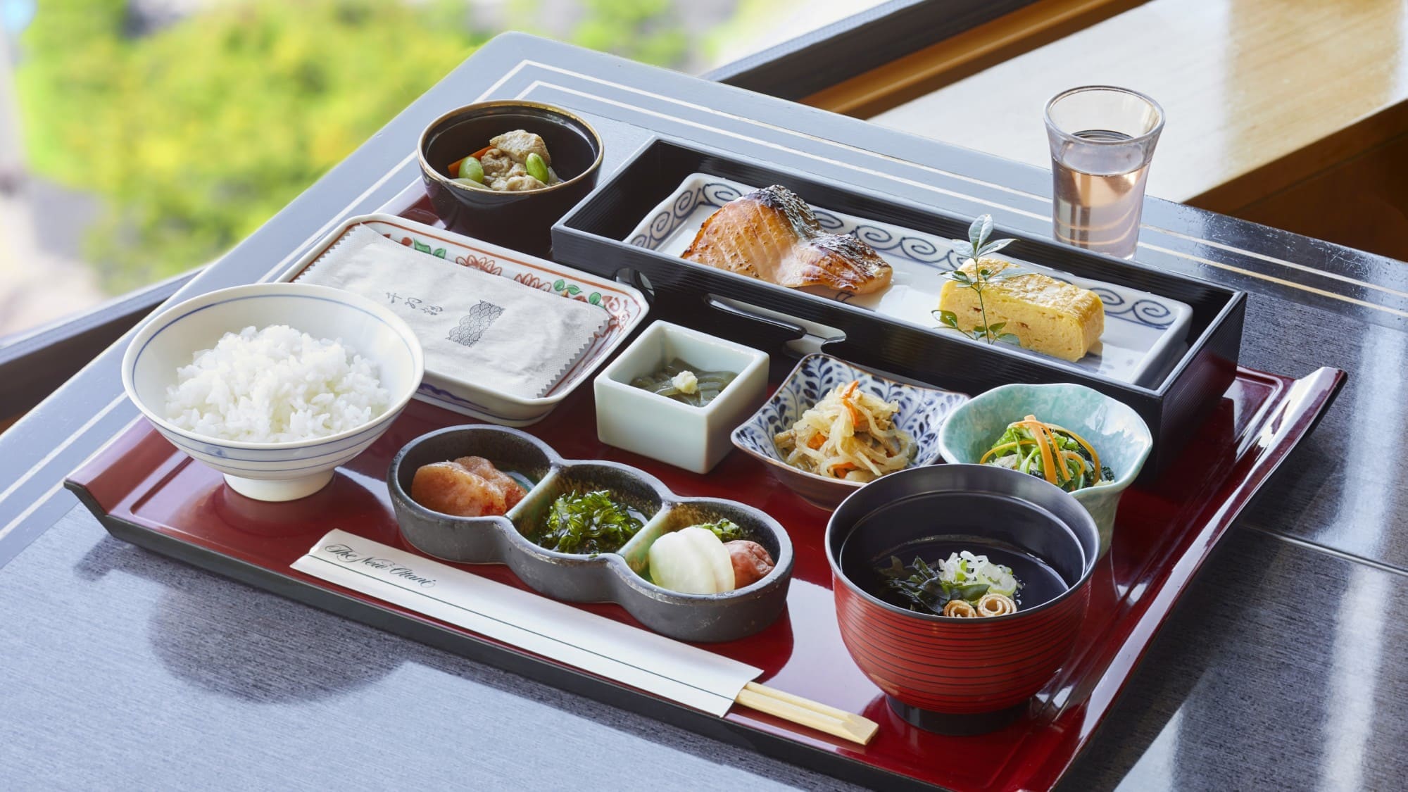 Senbazuru Japanese Breakfast *Image