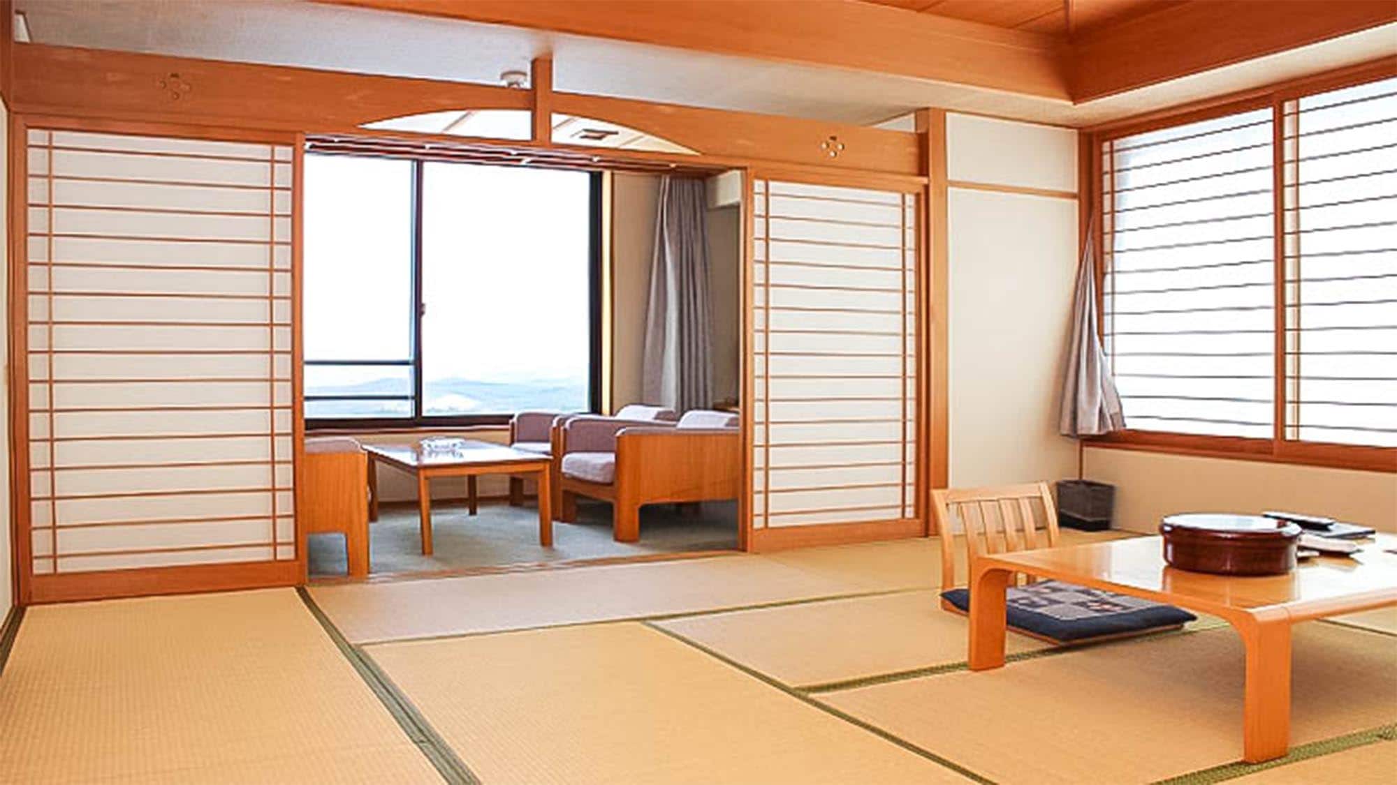 ・ [Japanese-style room] You can relax in the spacious space of 12.5 tatami mats.