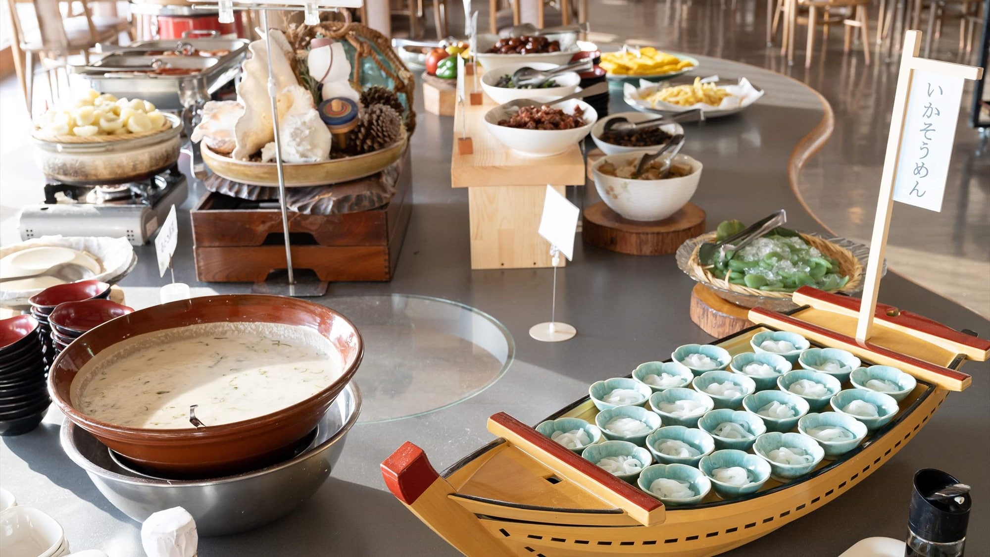 Breakfast buffet (example)