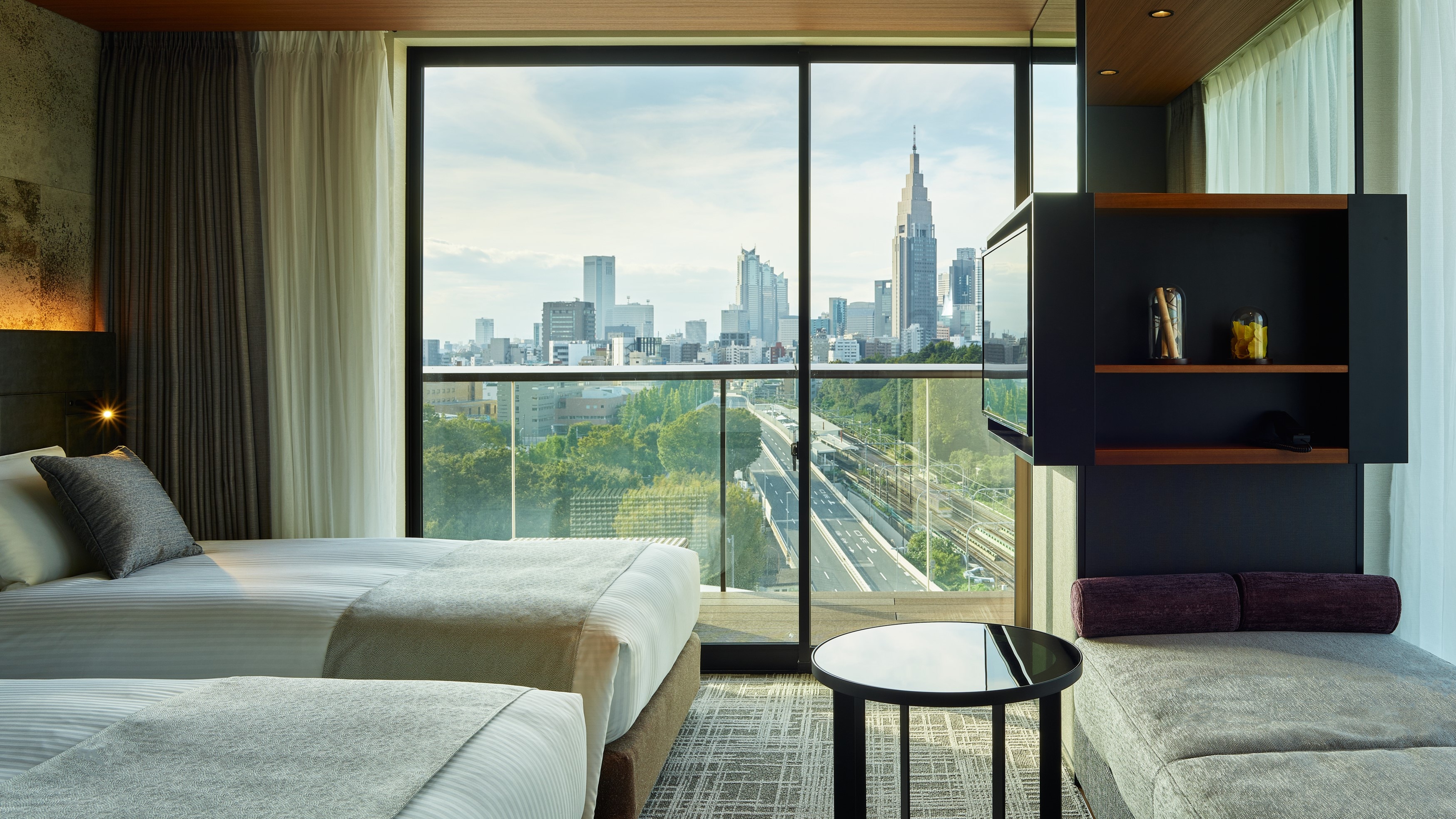[A room that can accommodate 3 people, which is perfect for a family trip] Superior Corner Twin (30.0㎡) Bed width