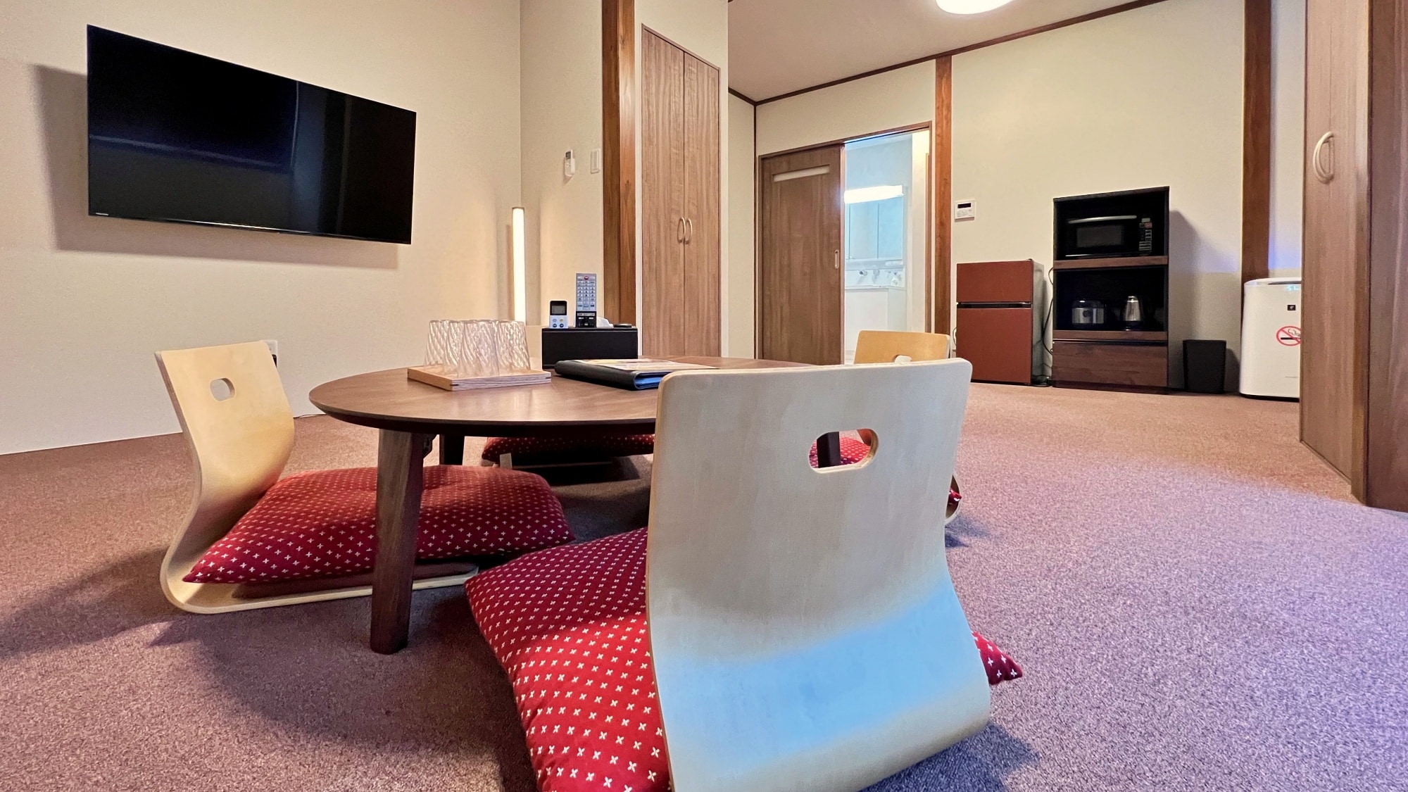 Standard Room (1-2 people) (with bath, toilet and washbasin)