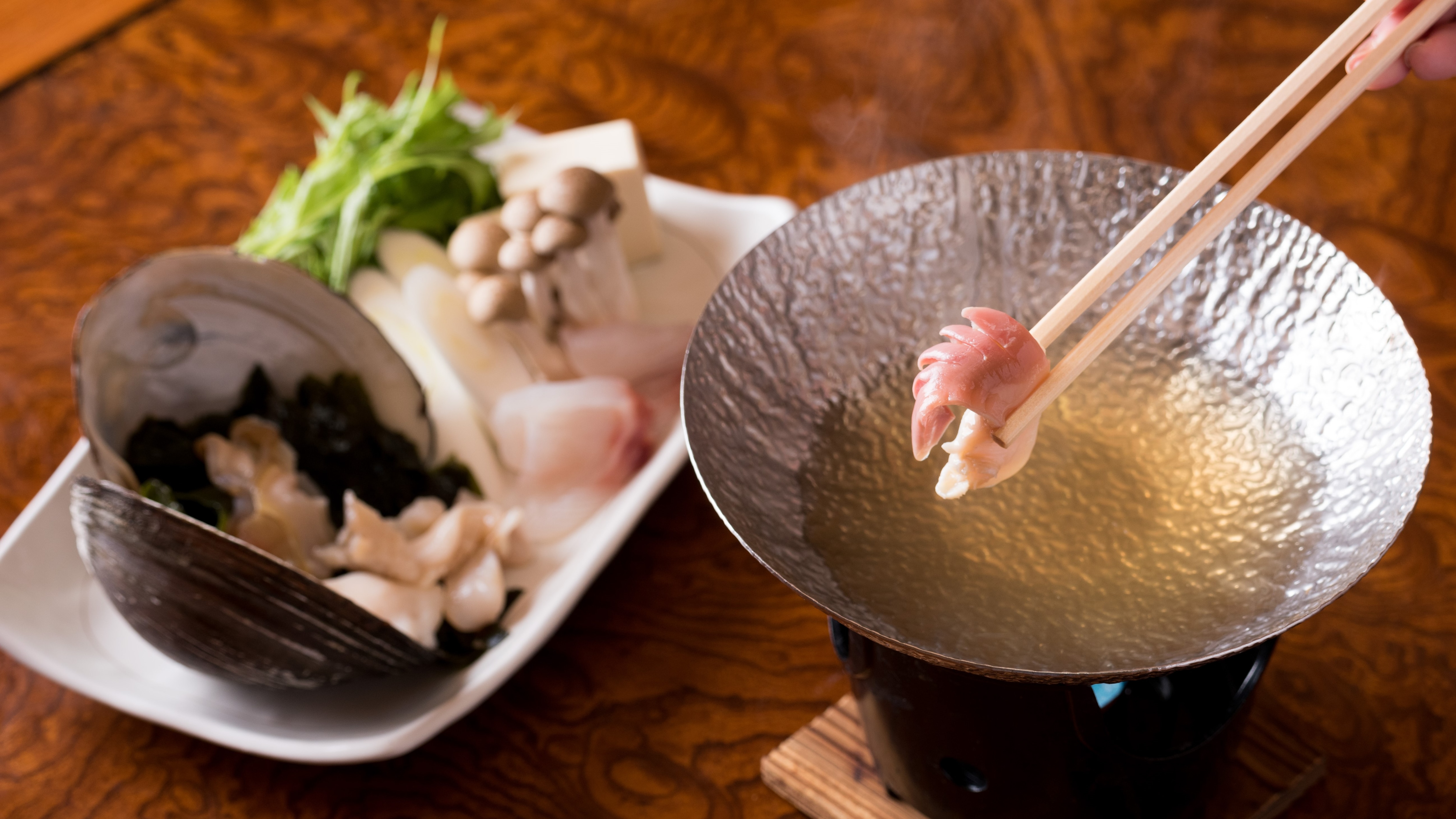 Surf clam shabu-shabu