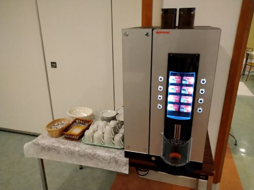 Breakfast 2: Coffee machine