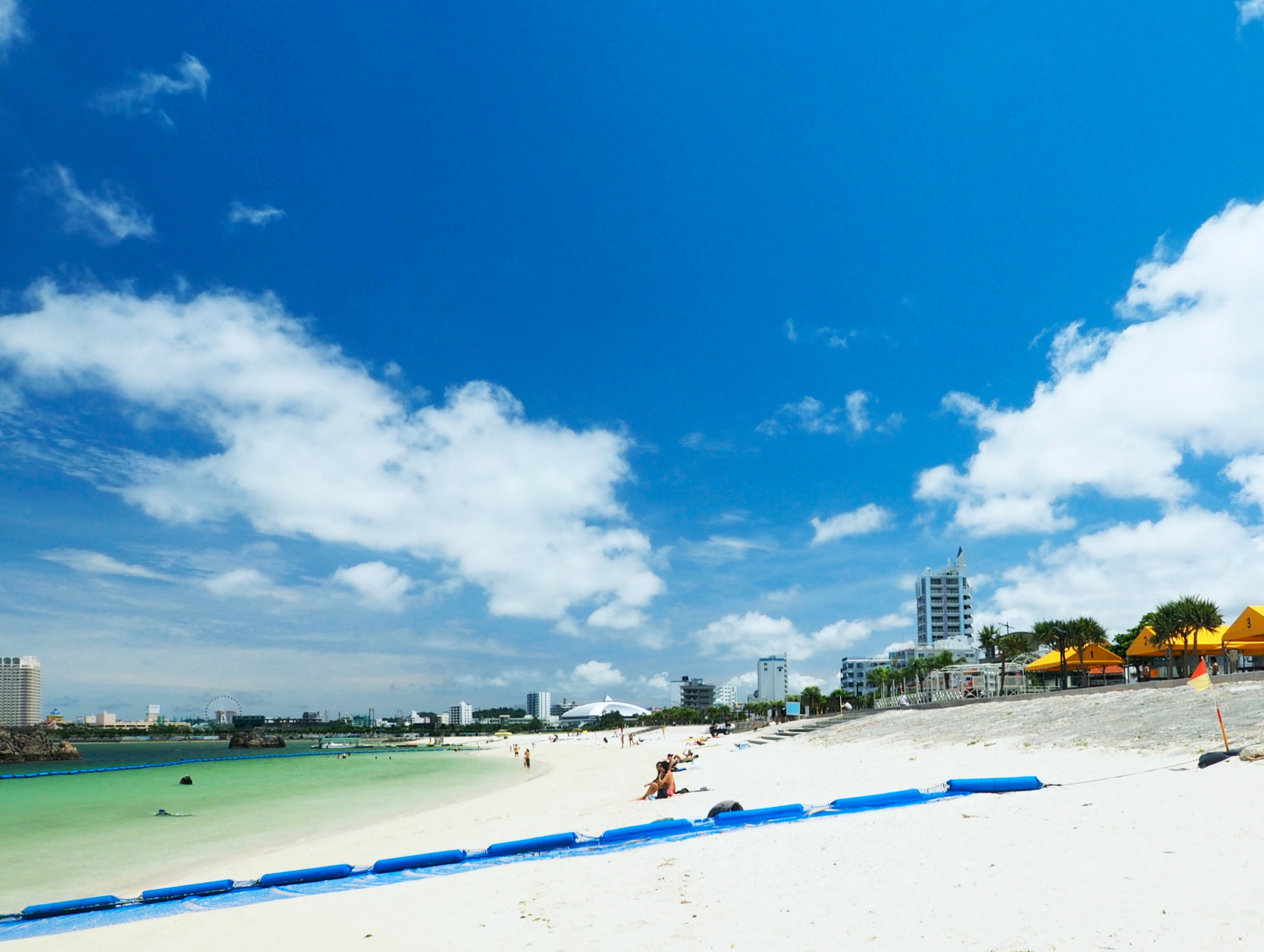 7 minutes drive to Tropical Beach!