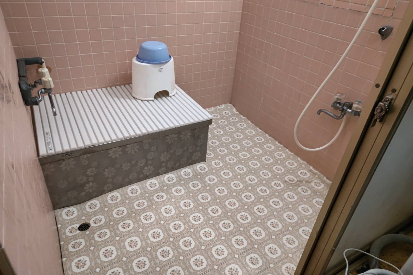 Bathroom (shared)