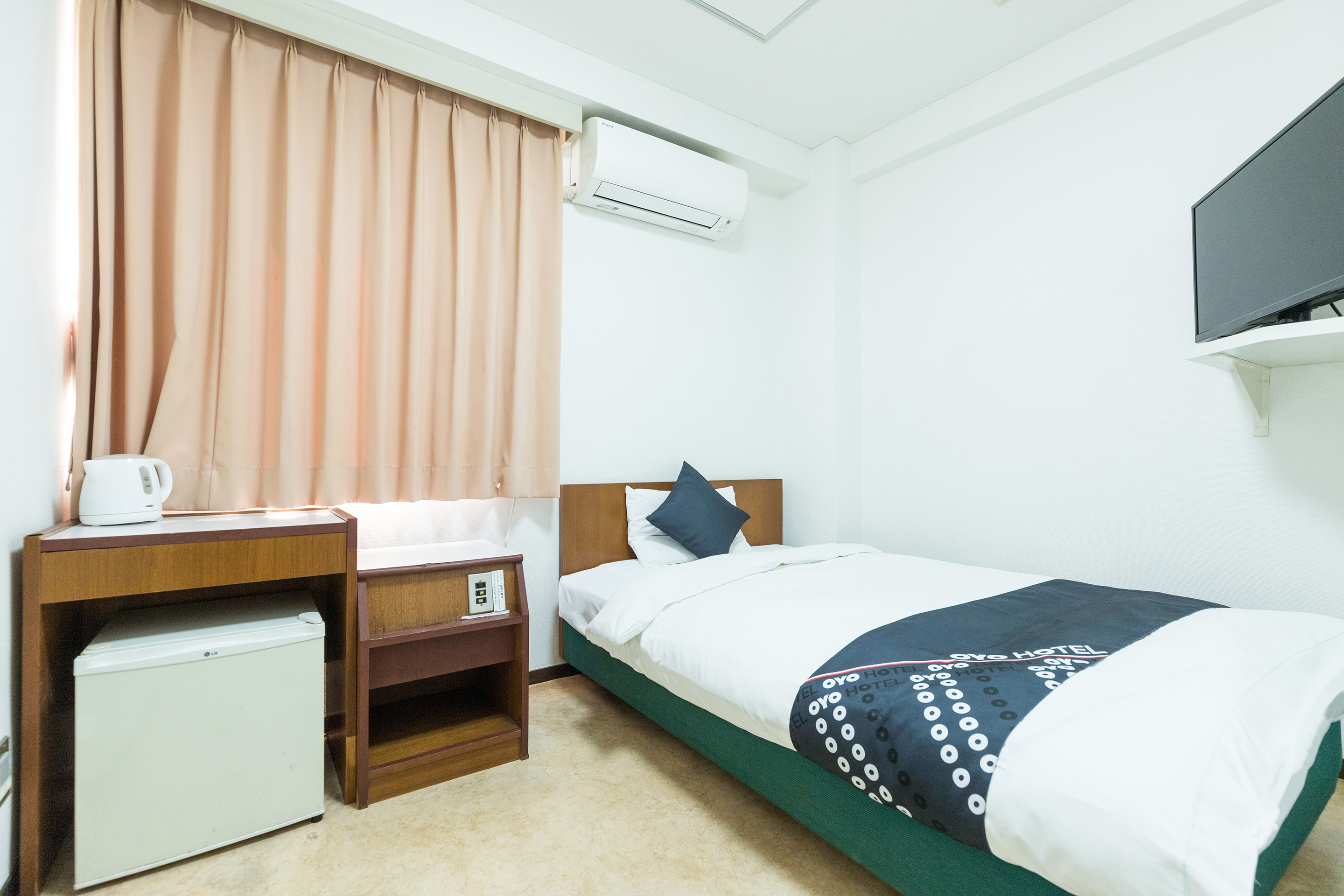 [Merokok] Kamar semi-double