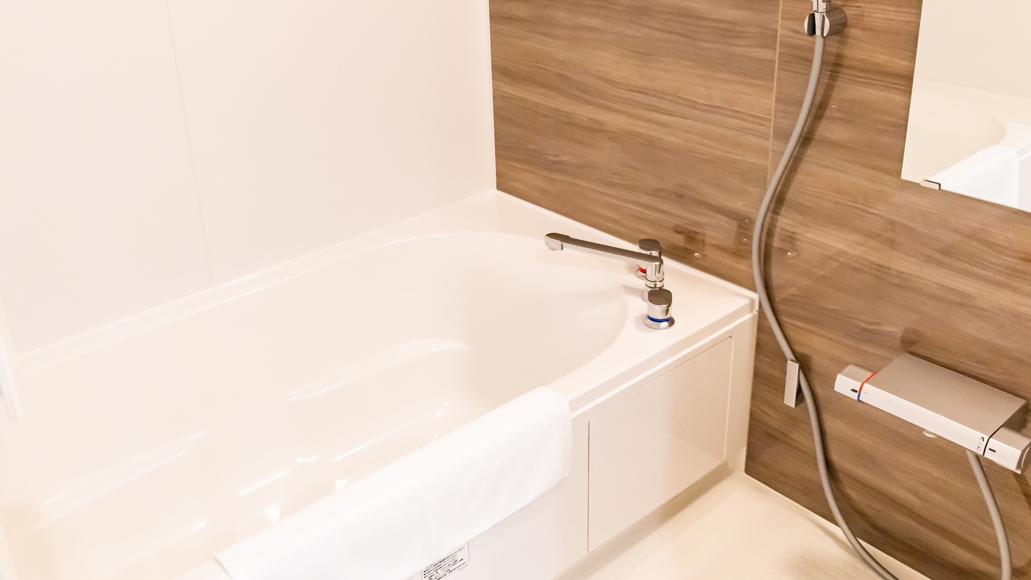 [ห้องสไตล์ญี่ปุ่น] ขนาดของอ่างทำให้ยืดขาได้สบาย (มีห้องน้ำ) แยกห้องน้ำ.