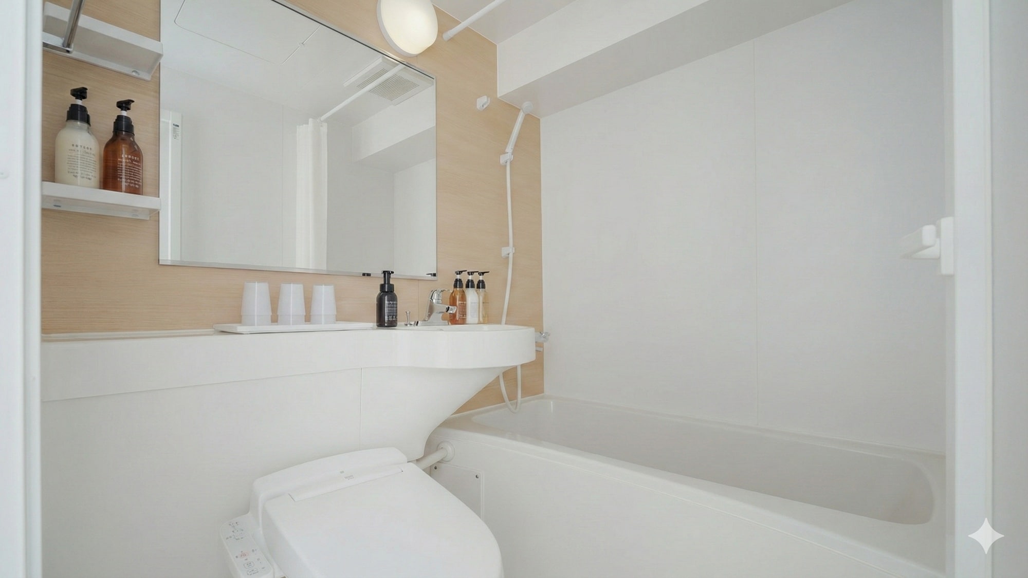 [Guest room bathrooms] All rooms except the Universal Room have unit baths.
