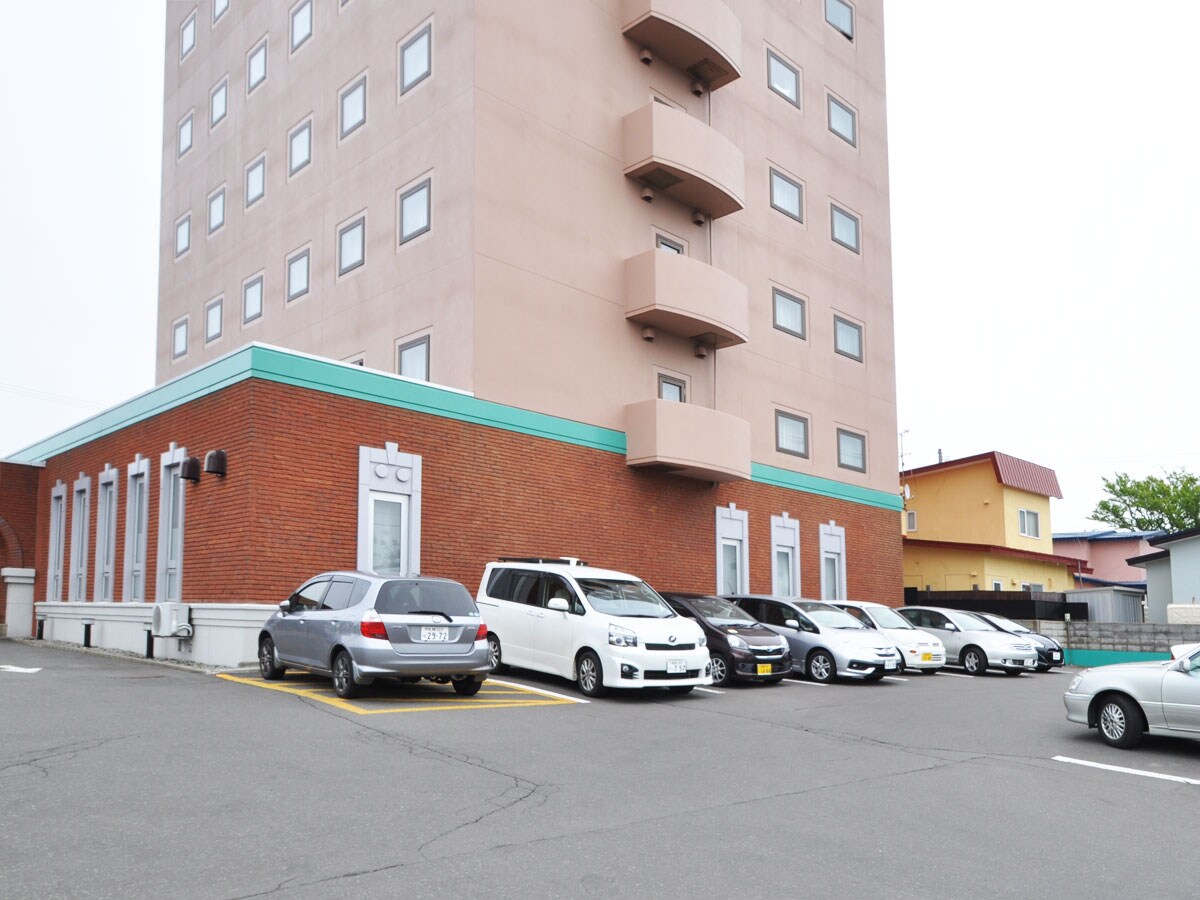 [Parking lot] There is a private parking lot on the premises of the hotel.