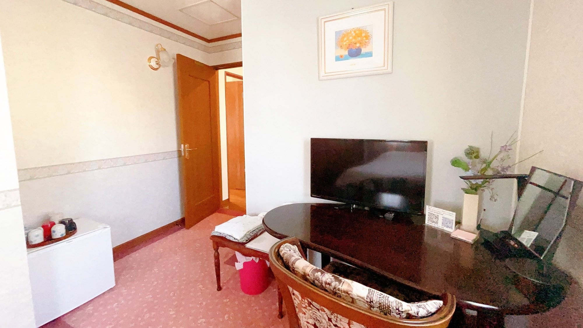 ・【203】Refresh yourself after your trip in a room with a TV