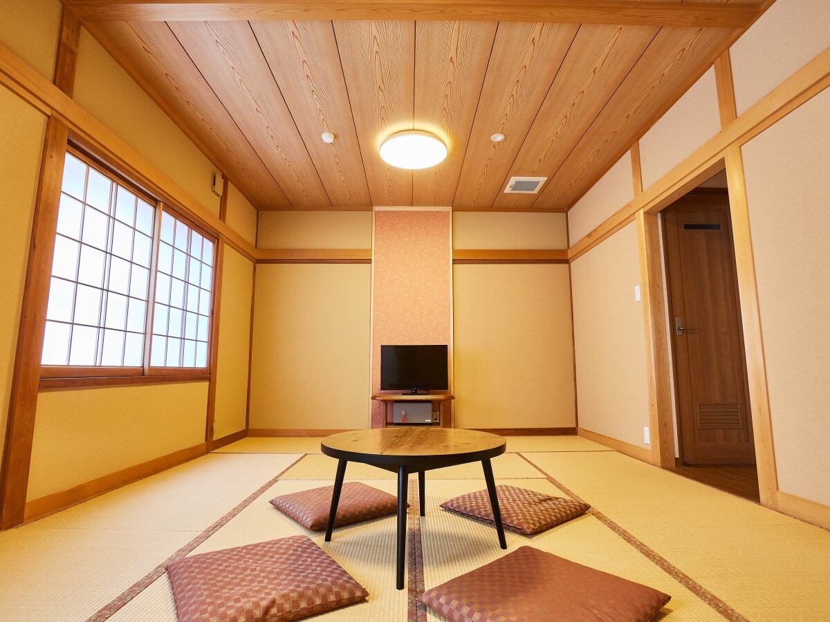 Japanese-style room 12 tatami mats 206