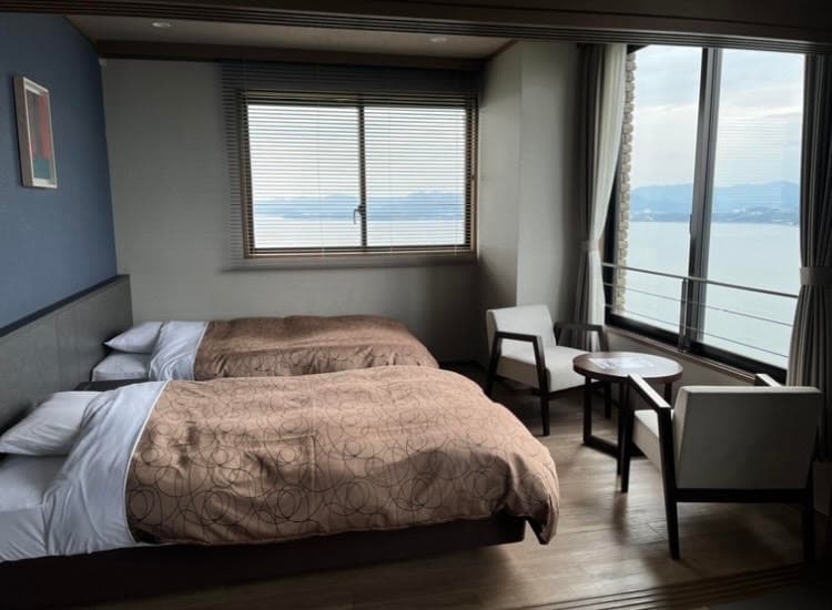 Japanese-Western style room