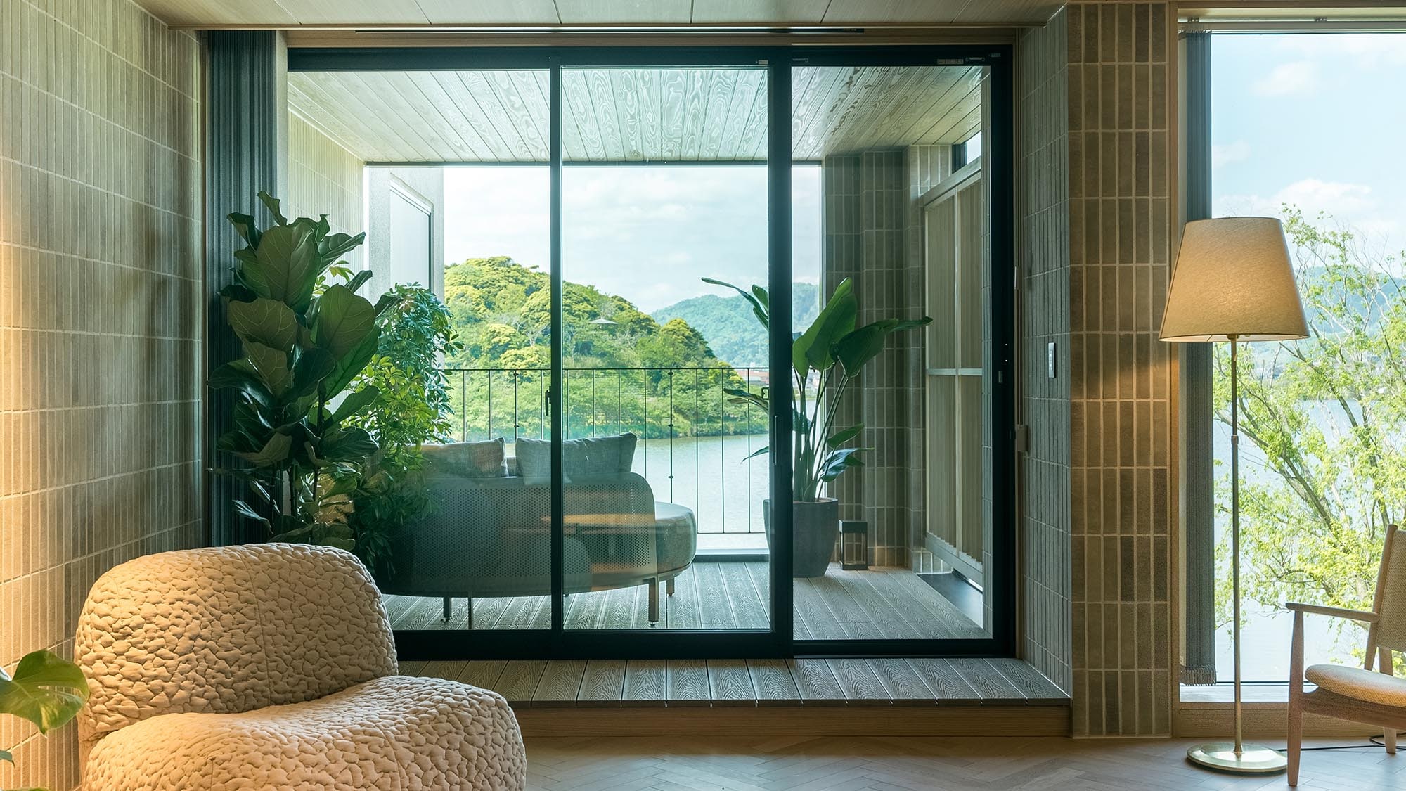 [Concept Room] Lake View Bath & Terrace -kumo-