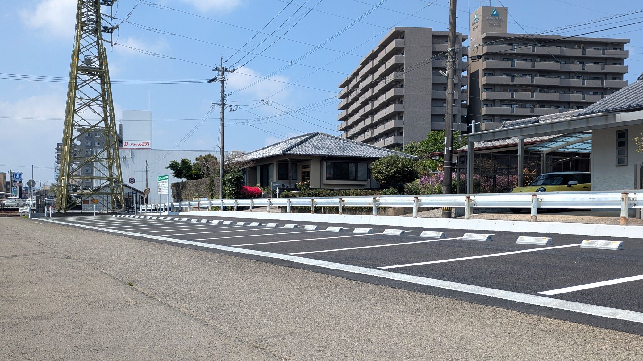 [Improvements in response to requests!] The newly built parking lot next to the hotel is very convenient.